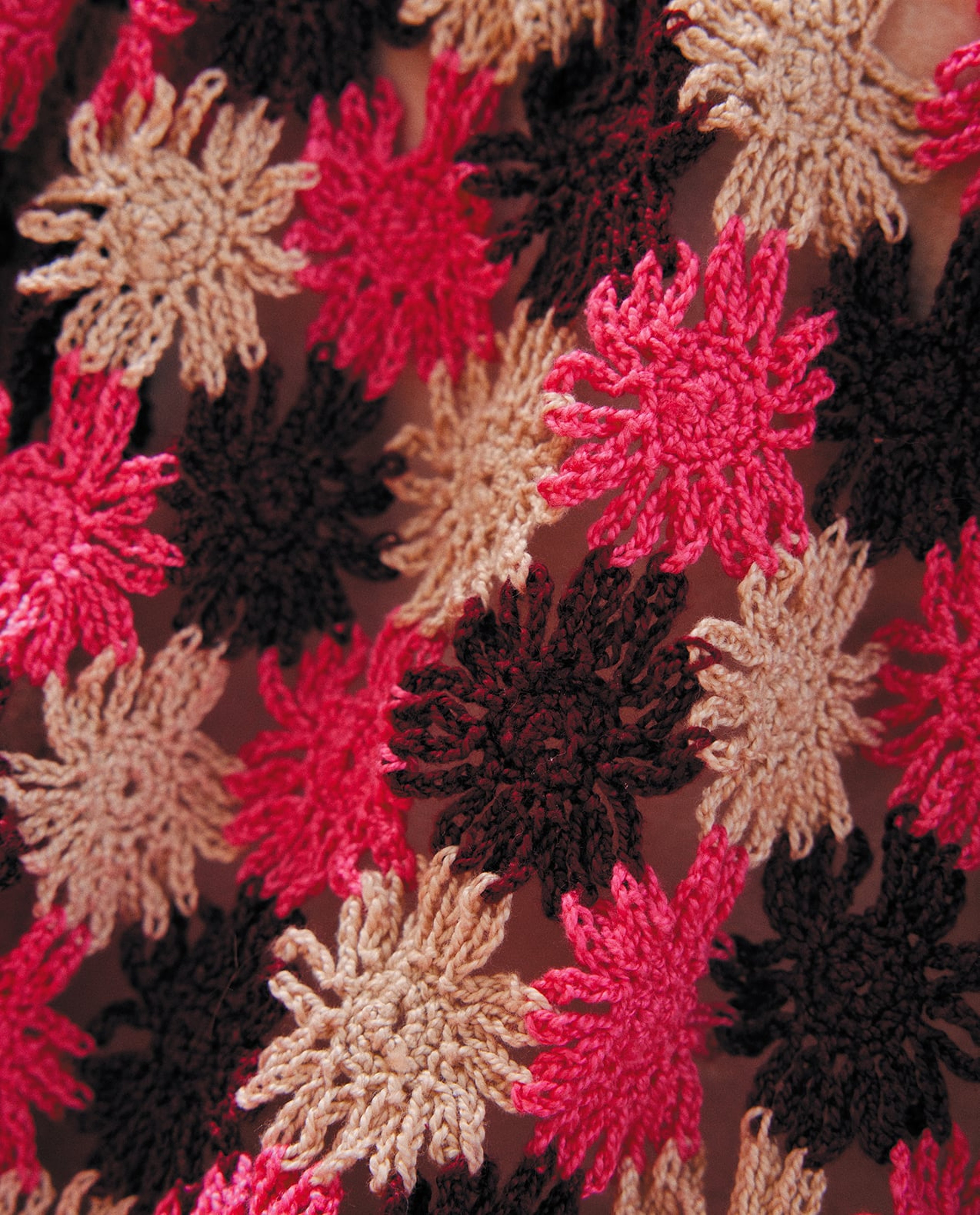 Safi Decorative Plaid Pattern