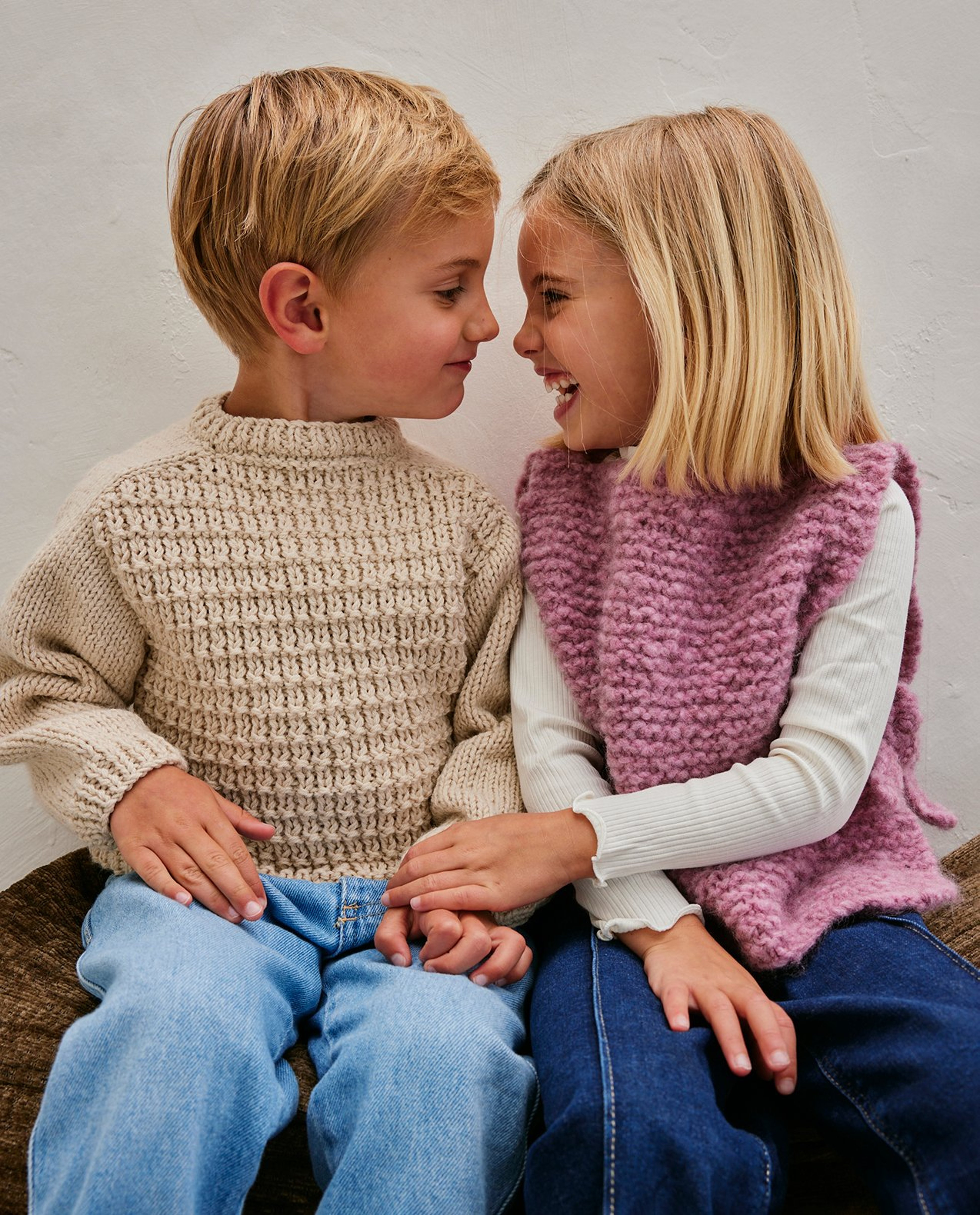 Prisca Mouwloos Vest Model