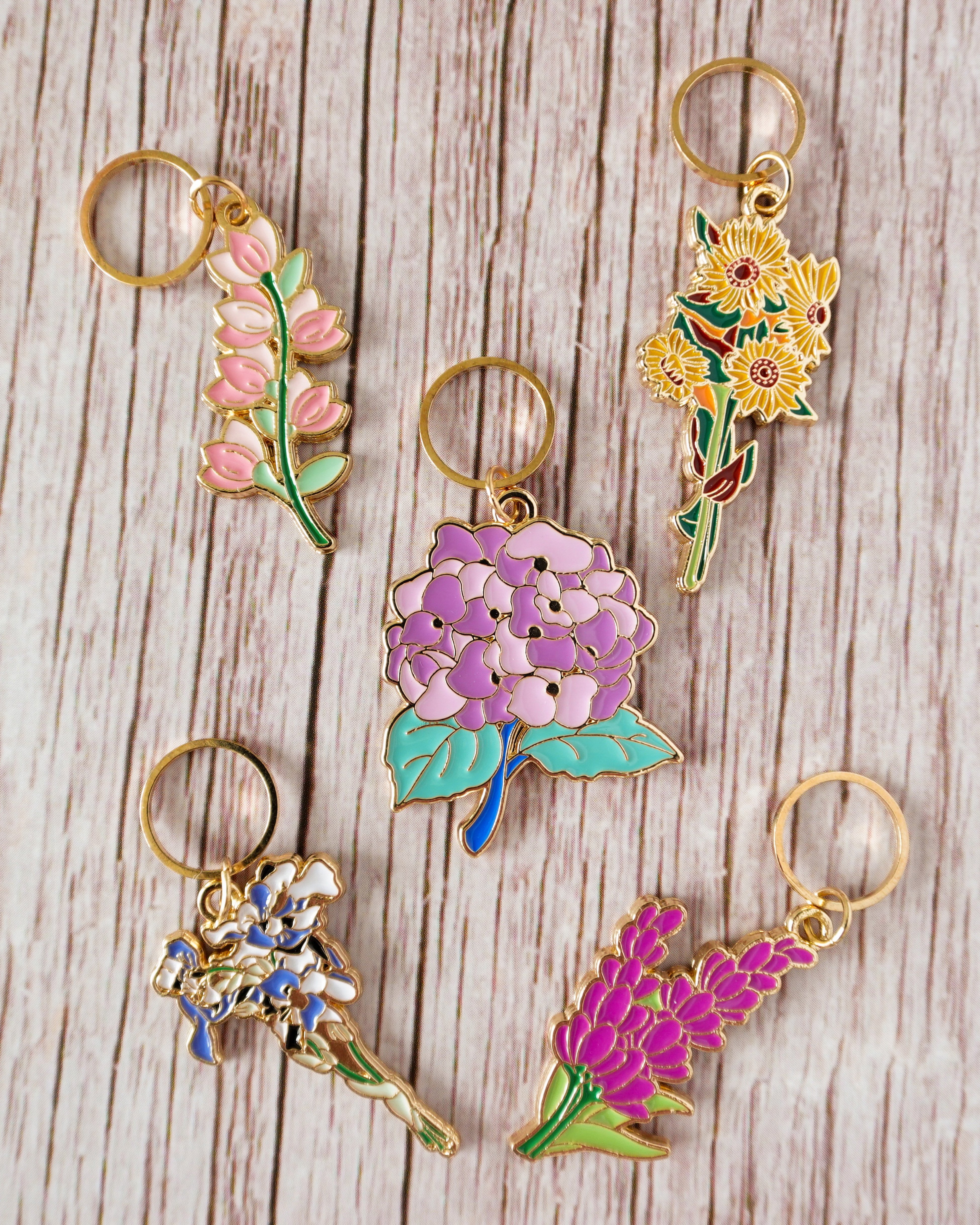 5 Bloemige Gesloten Ringen