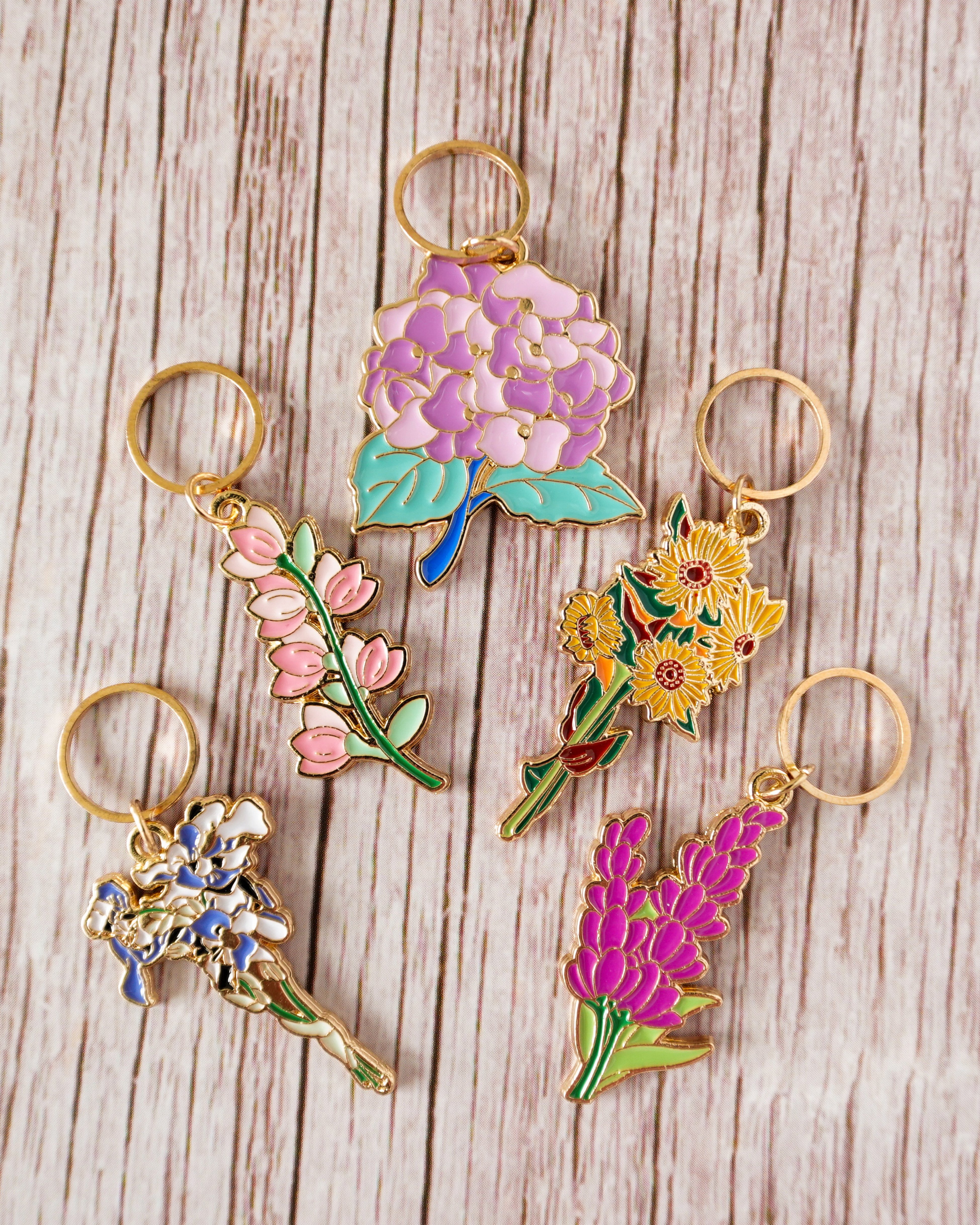 5 Bloemige Gesloten Ringen