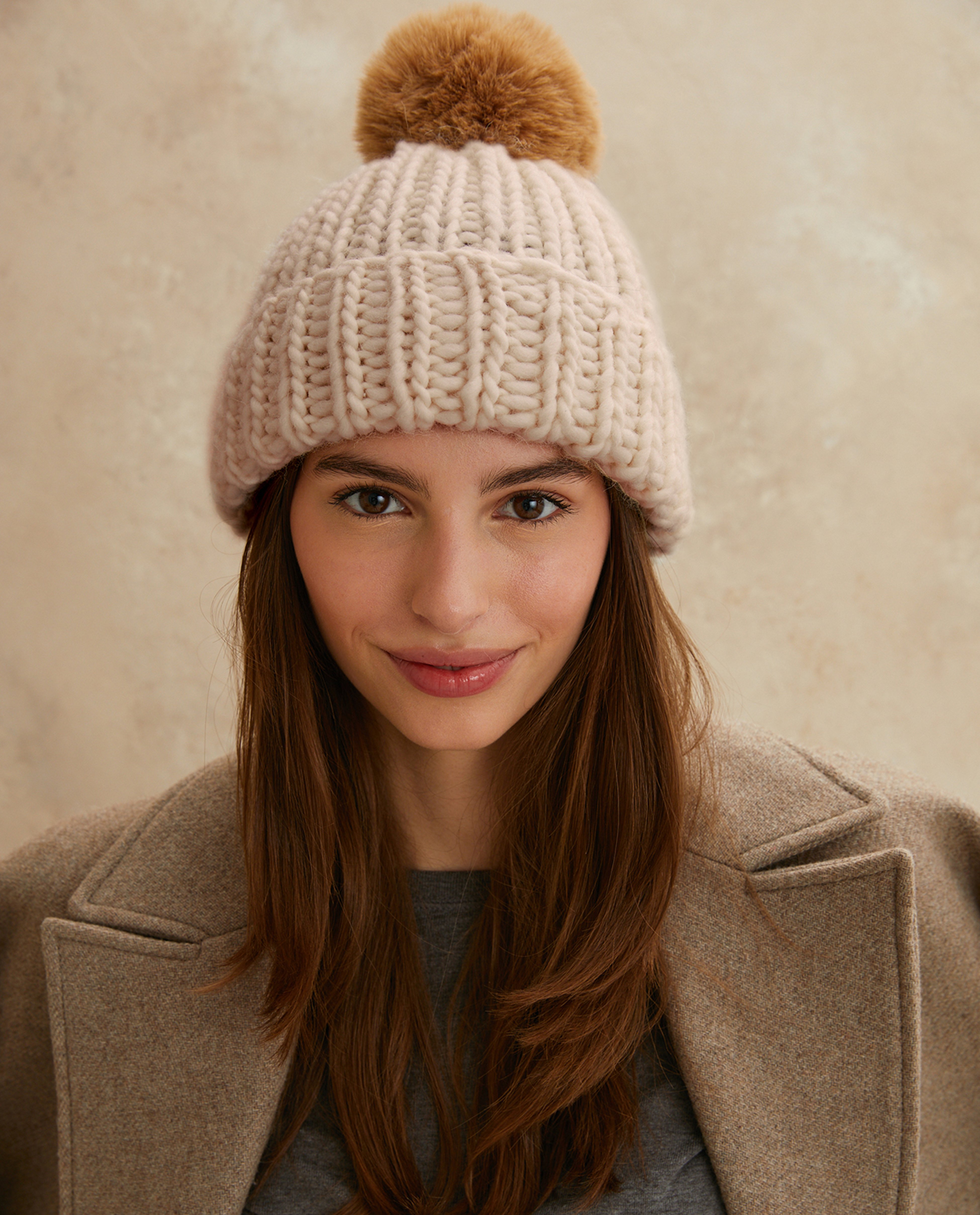 Modèle Bonnet Bekky Avec Pompom