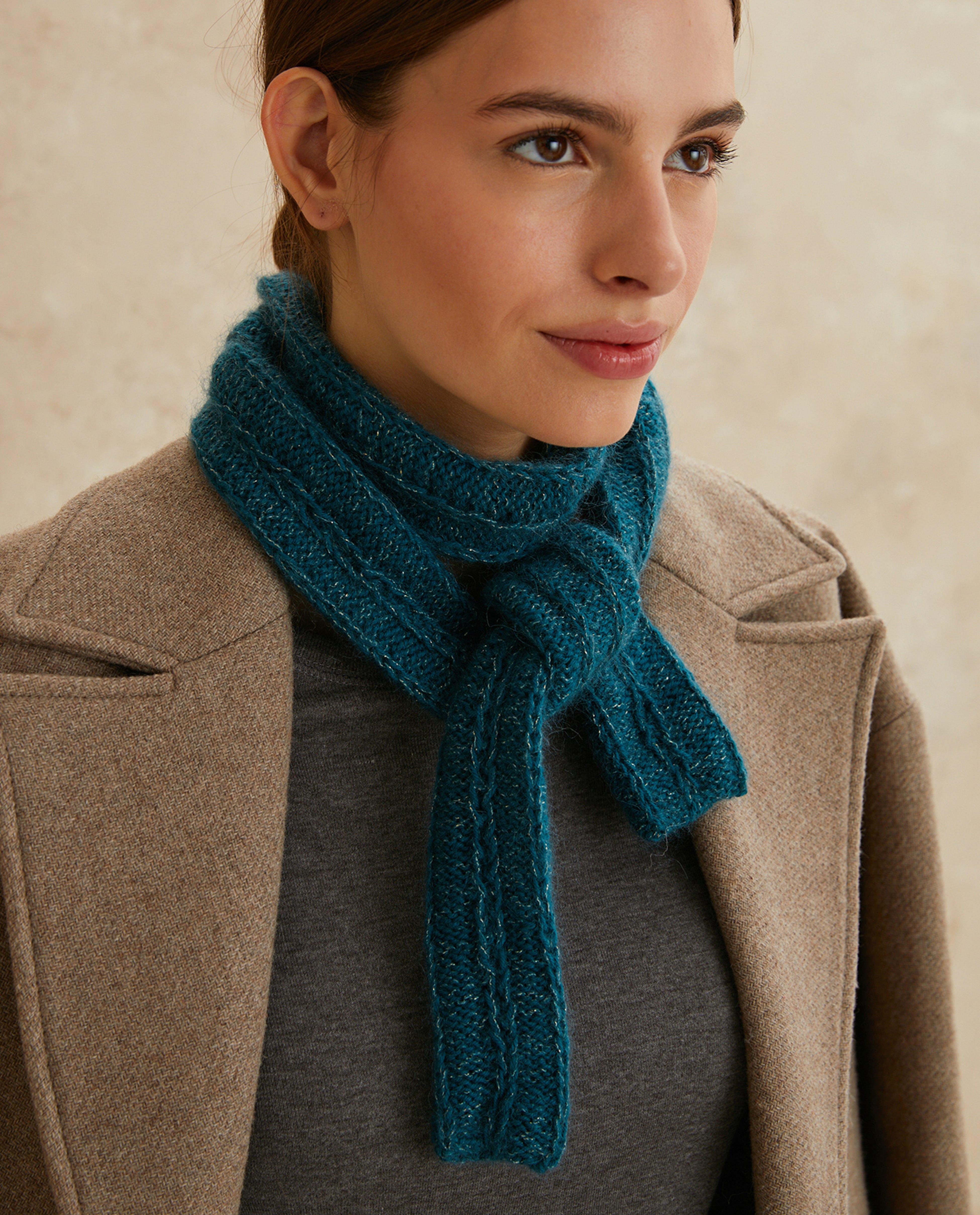 Women's Fine Scarf Binny Model