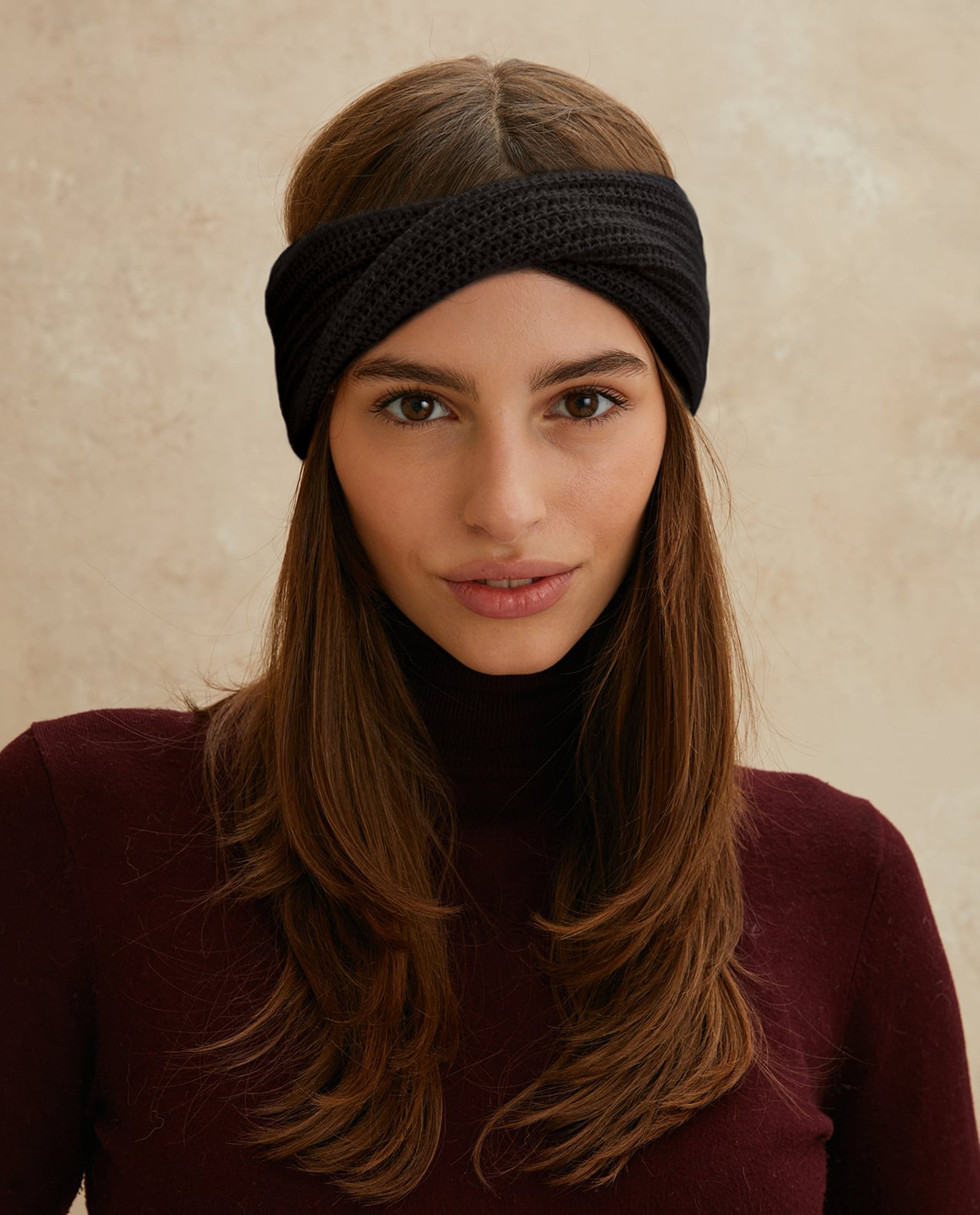 Women's Louise Cashmere Headband Model