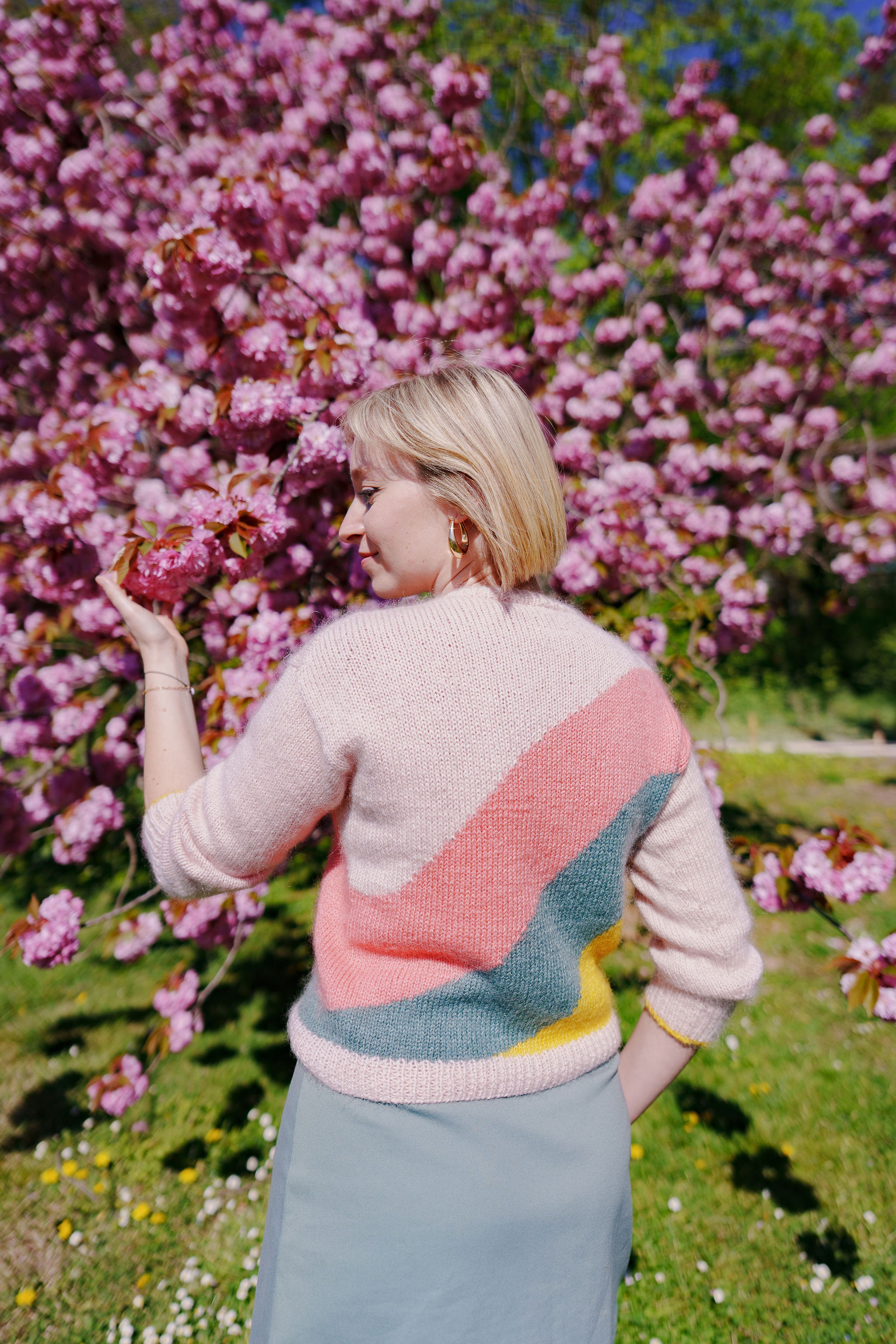 Rainbow Vest Pattern by Lise Tailor