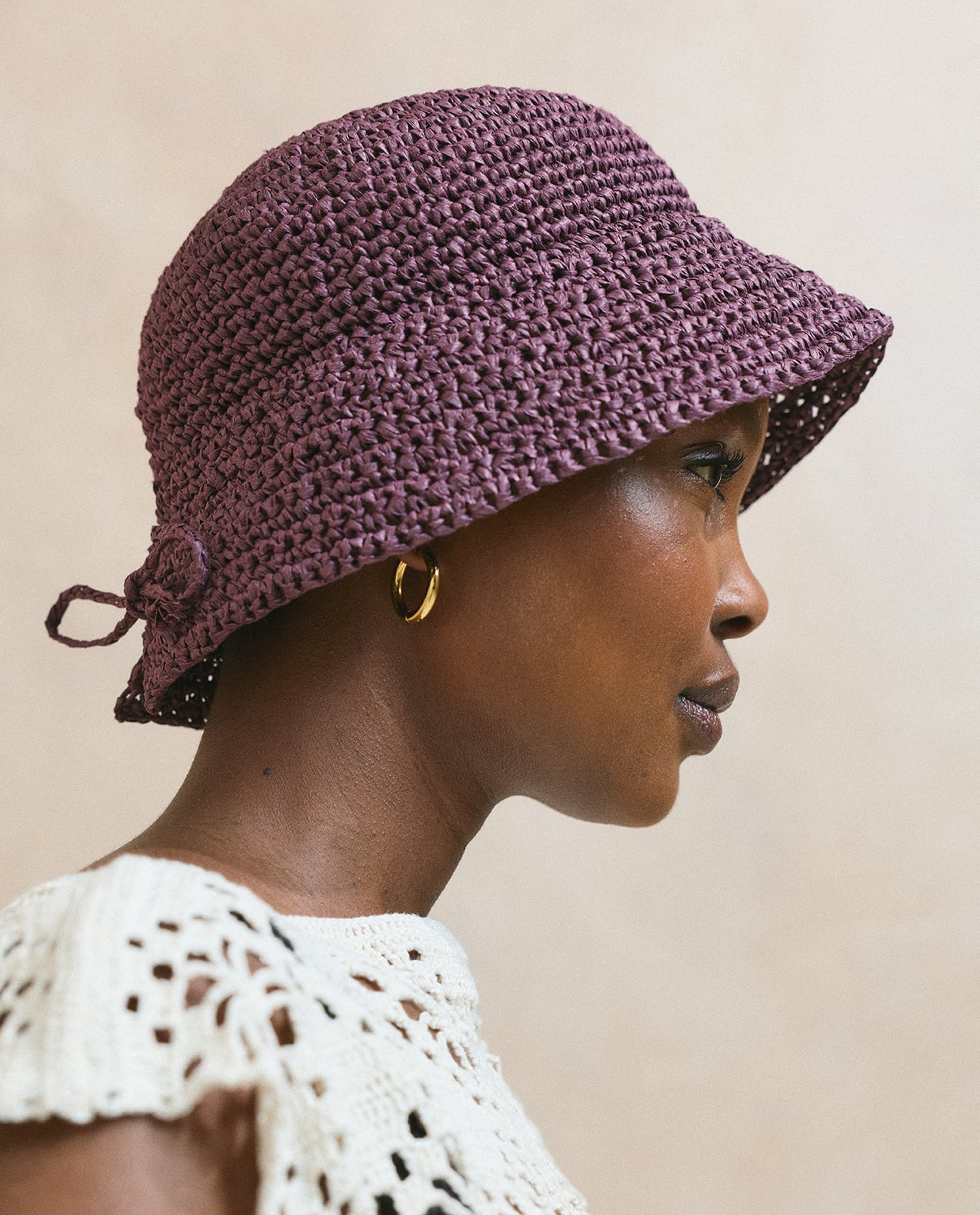 Women's Hat Model Jade