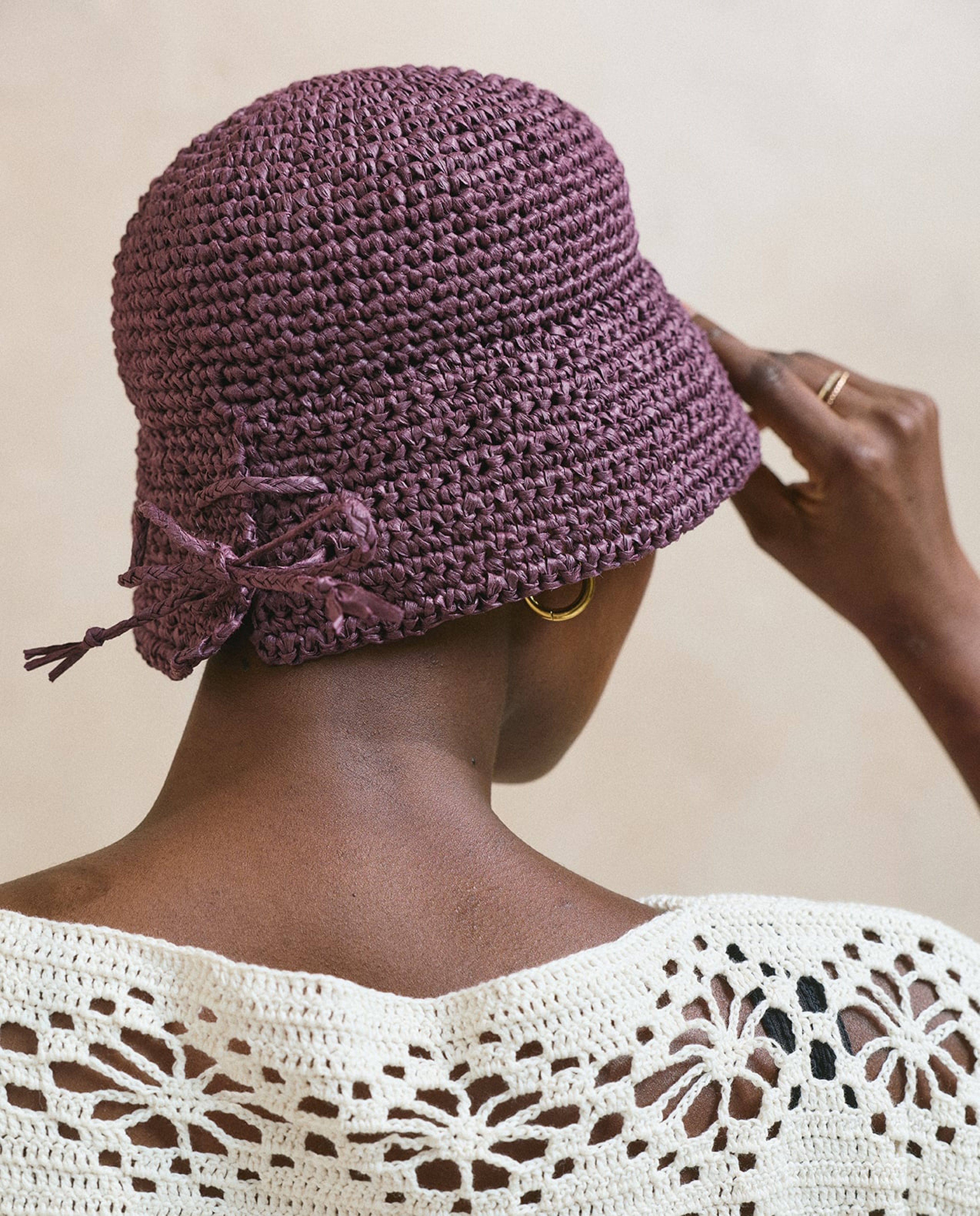 Women's Hat Model Jade