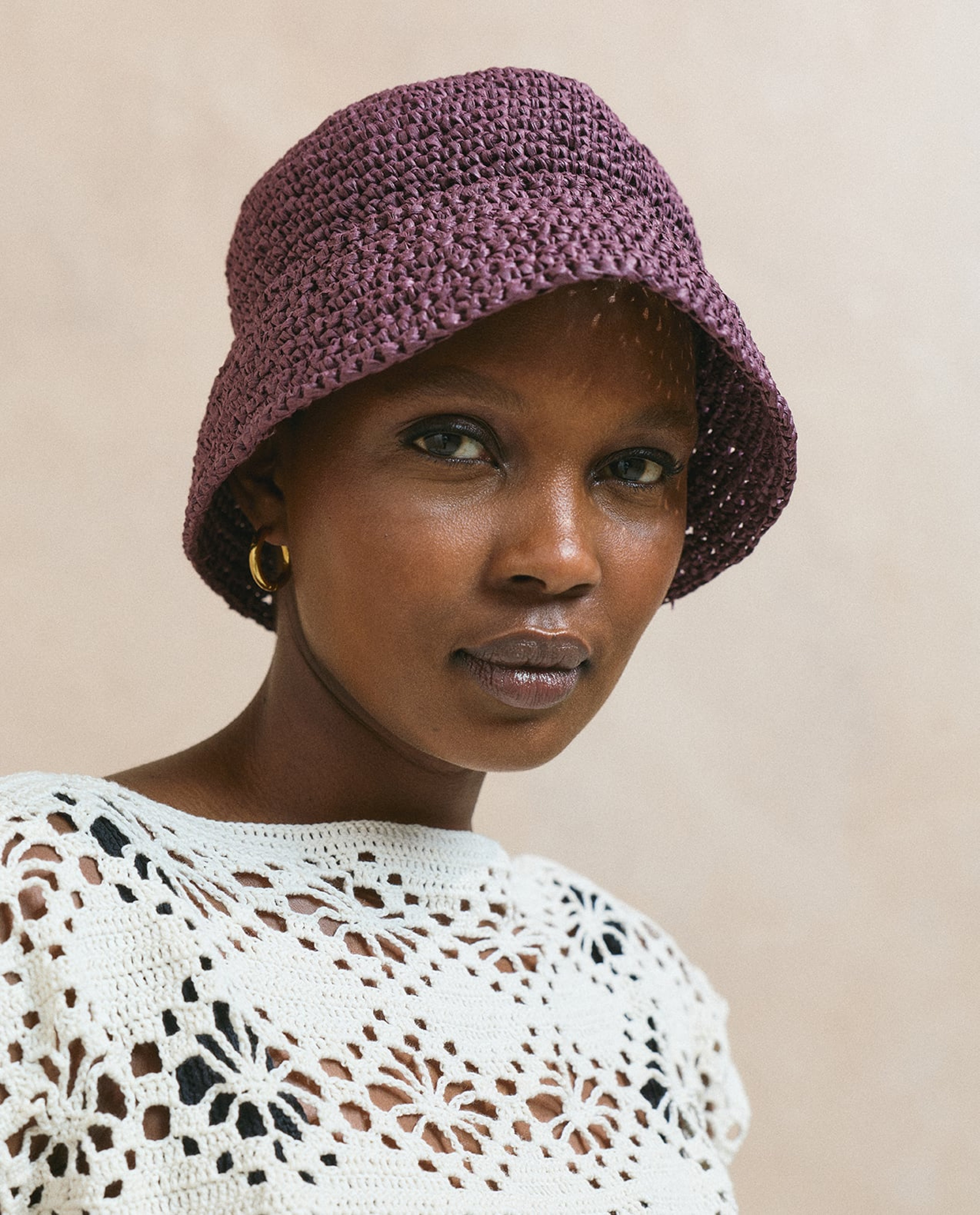 Women's Hat Model Jade