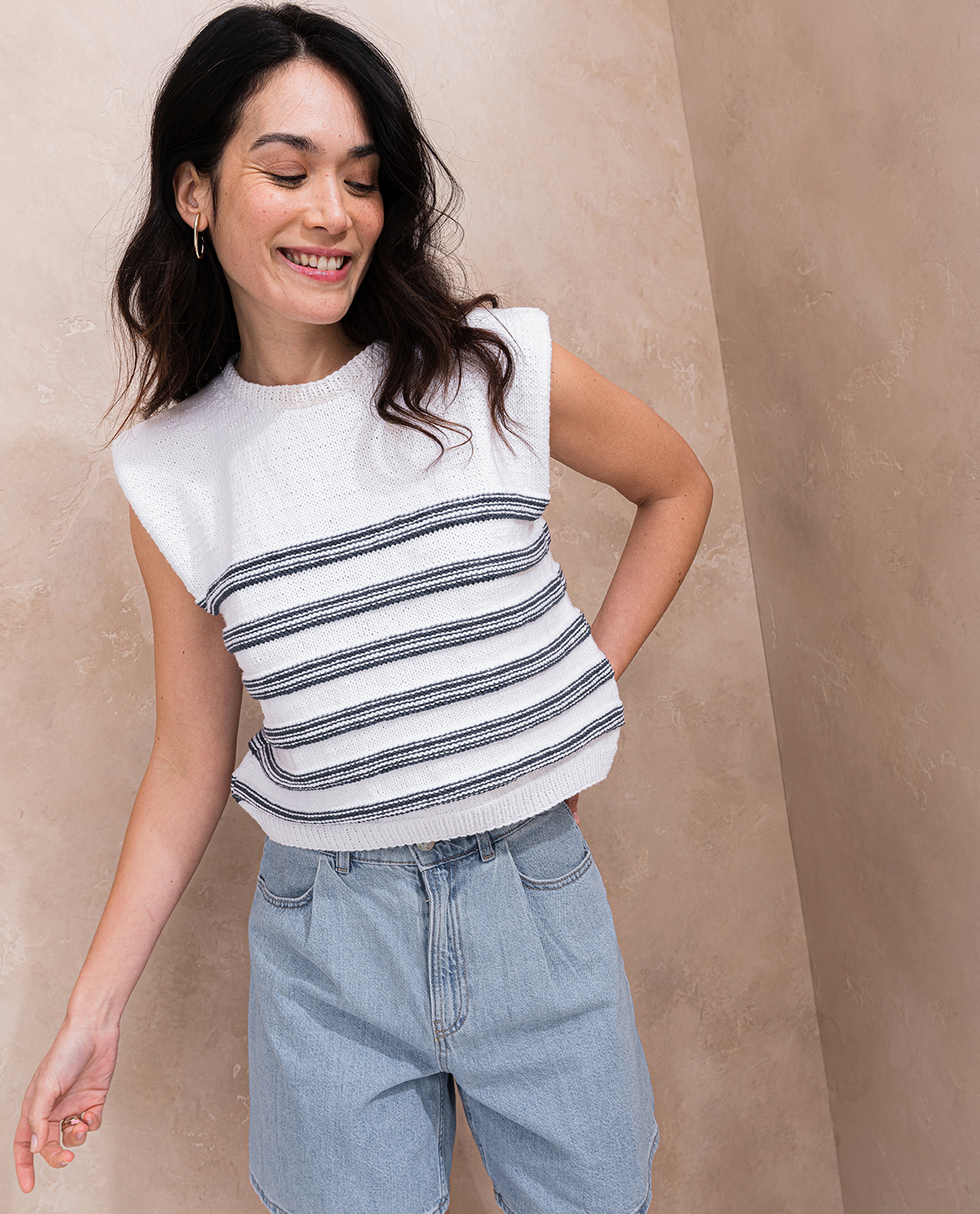 Modèle Pull Sans Manches Femme Léontina