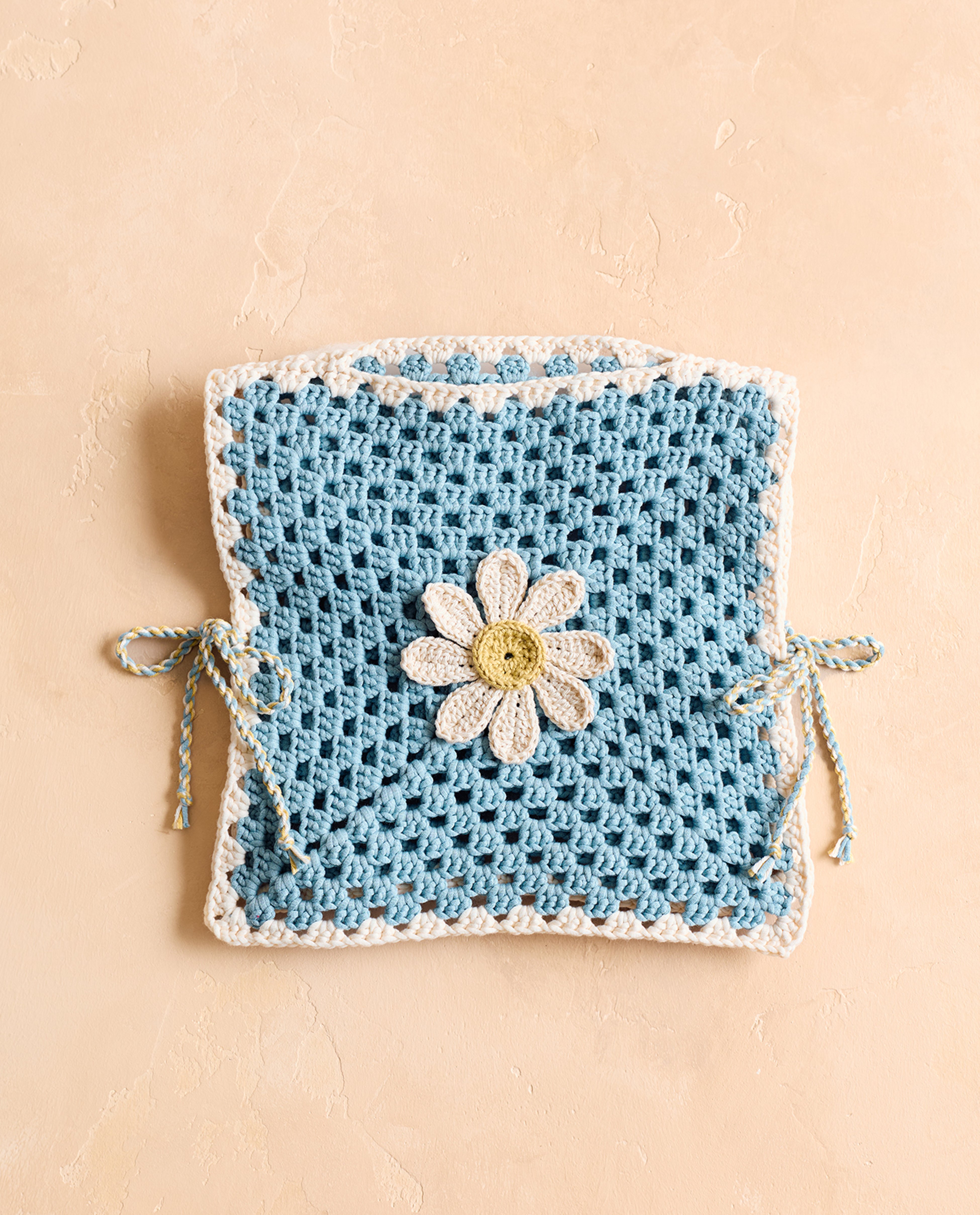 Kindermodel Met Madeliefje Borststuk