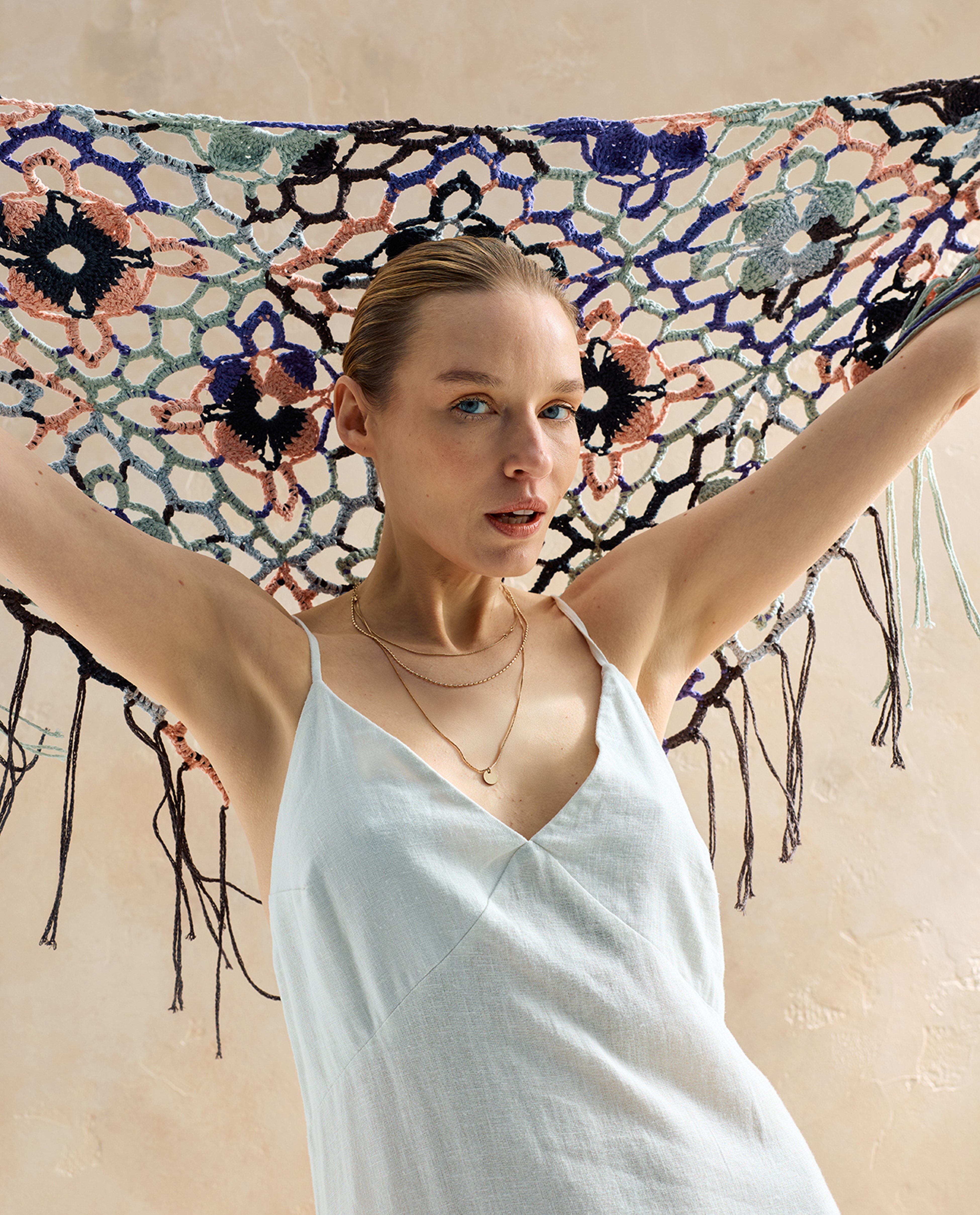 Modèle Accessoire Châle Nivine