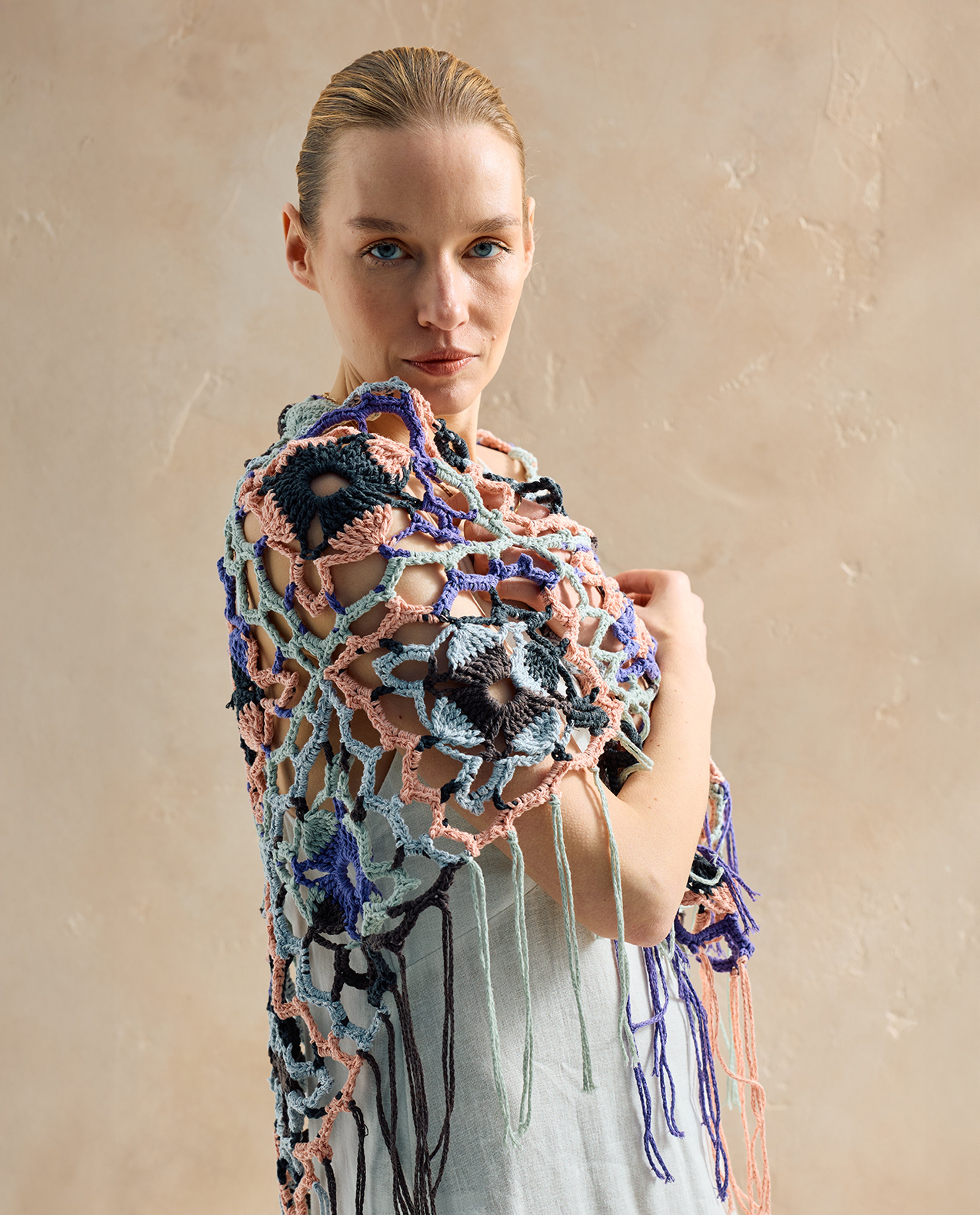 Modèle Accessoire Châle Nivine