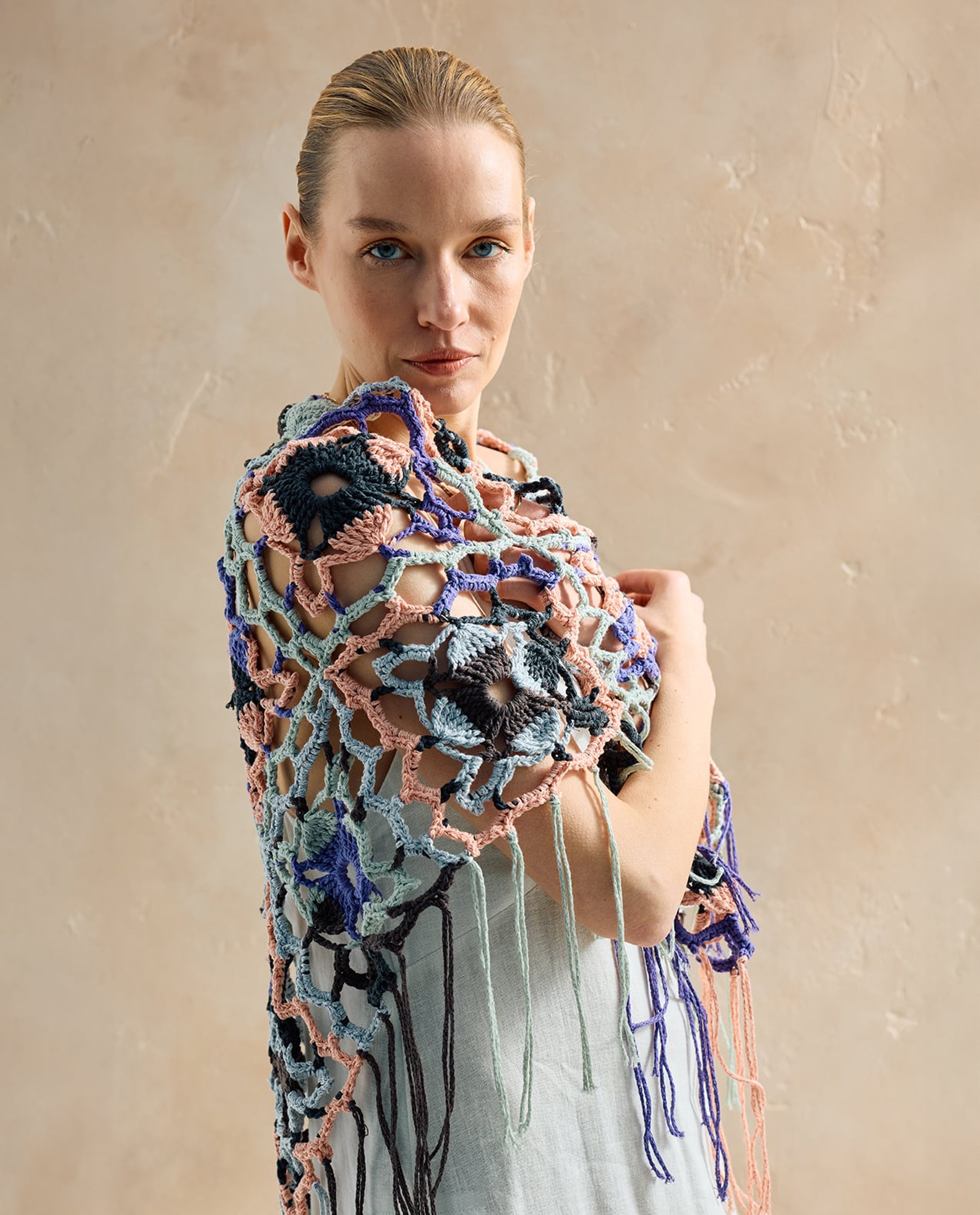 Modèle Accessoire Châle Nivine