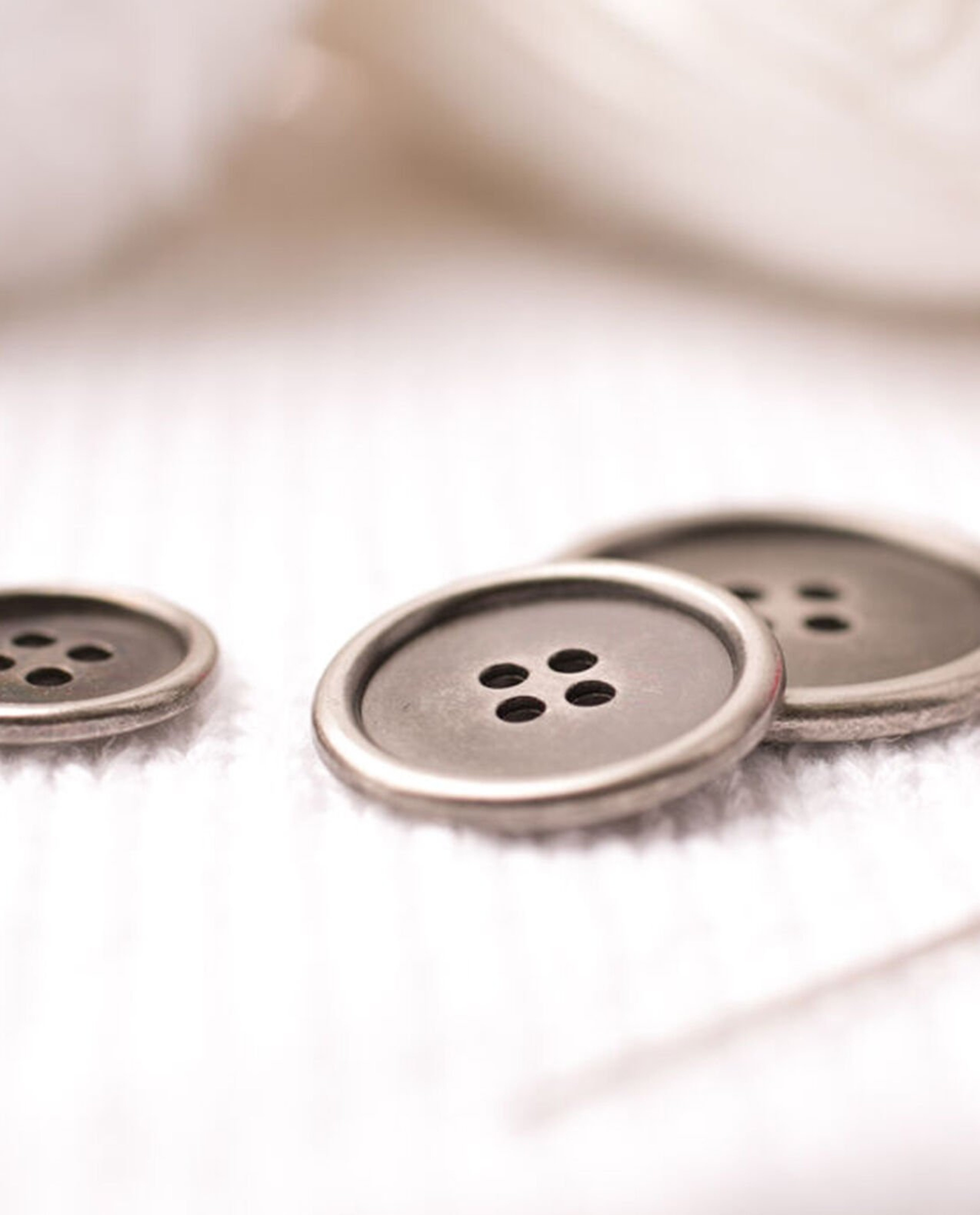 Bouton Rond Coloré Métal - 18mm, 27mm