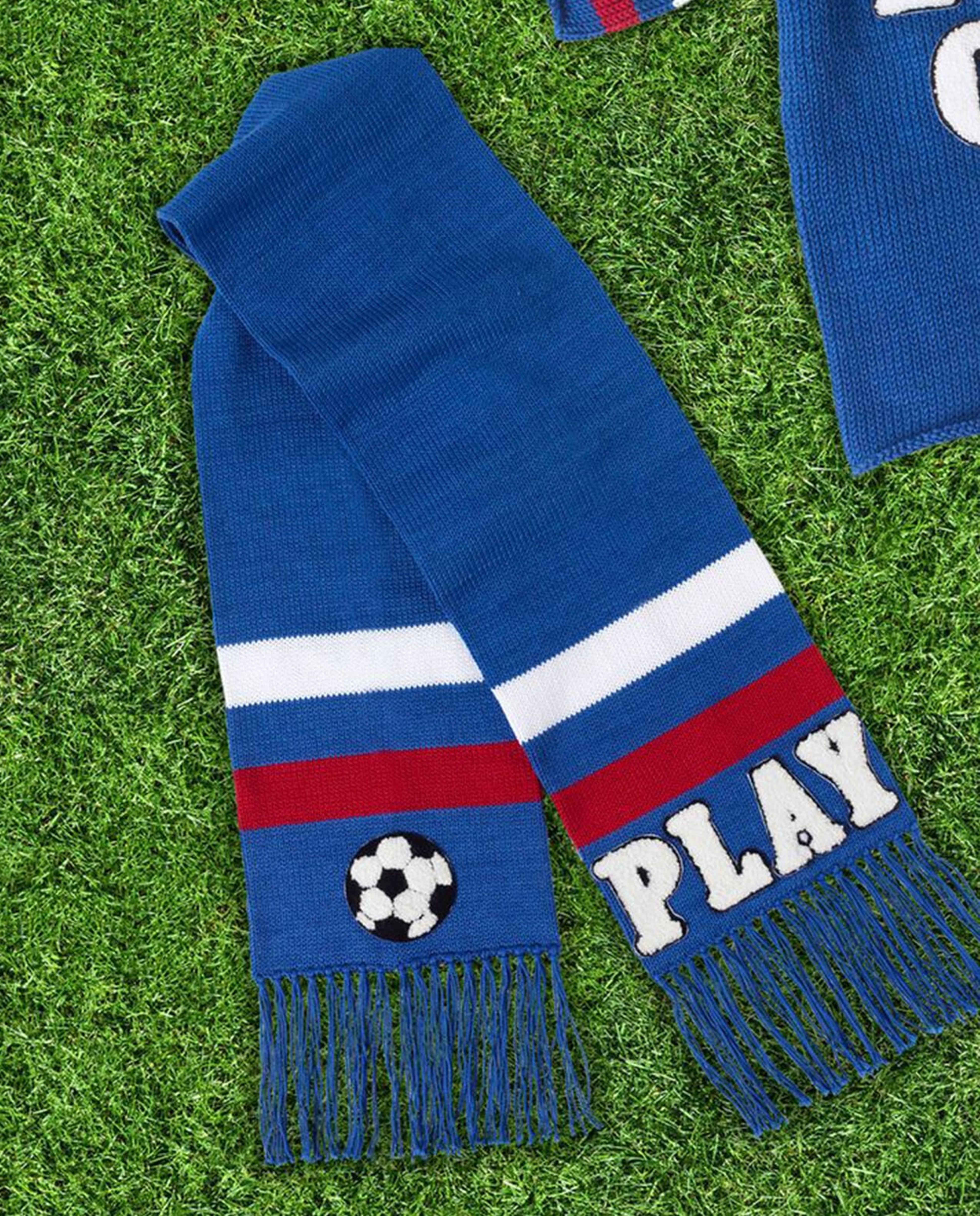 Scarf Pattern with Patches