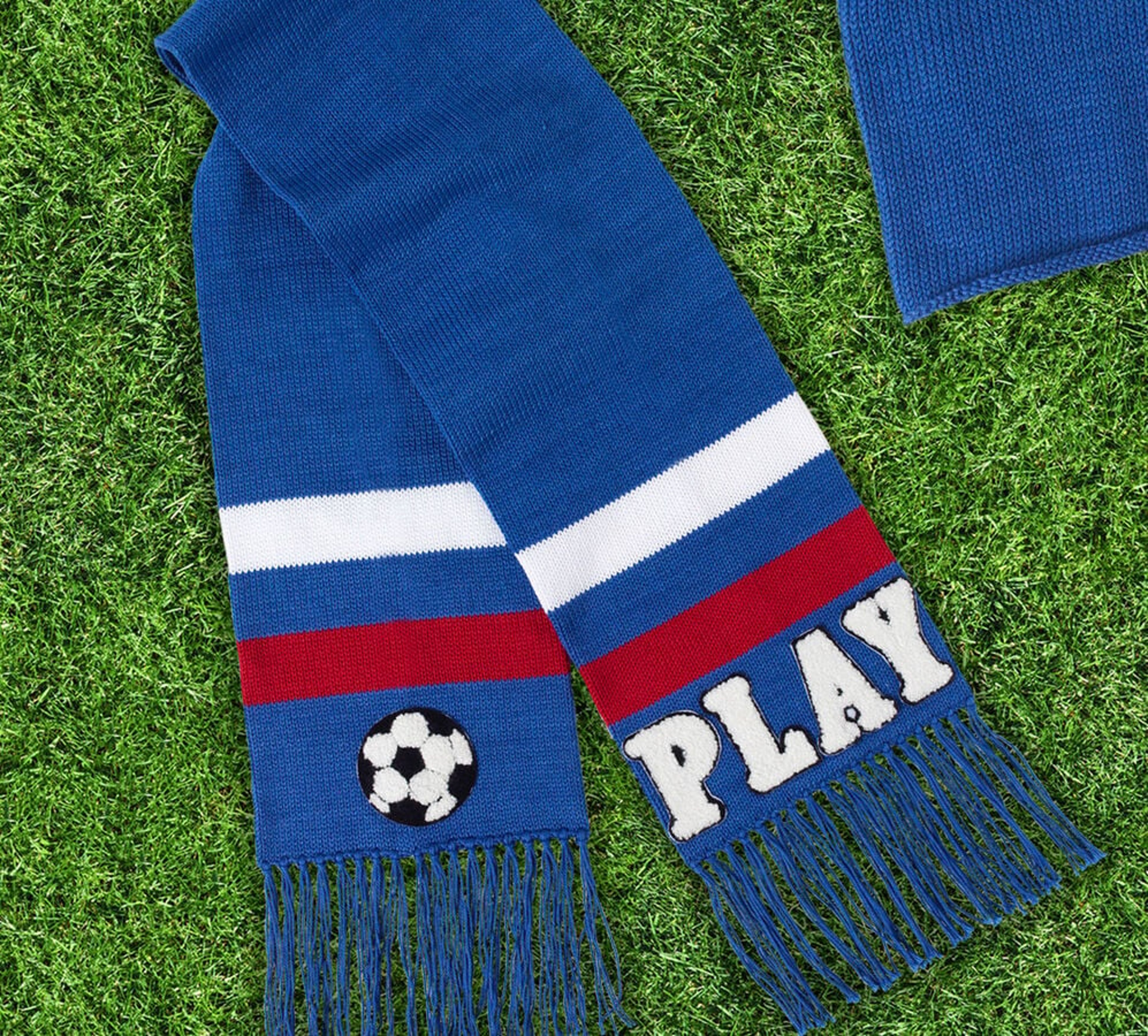 Scarf Pattern with Patches