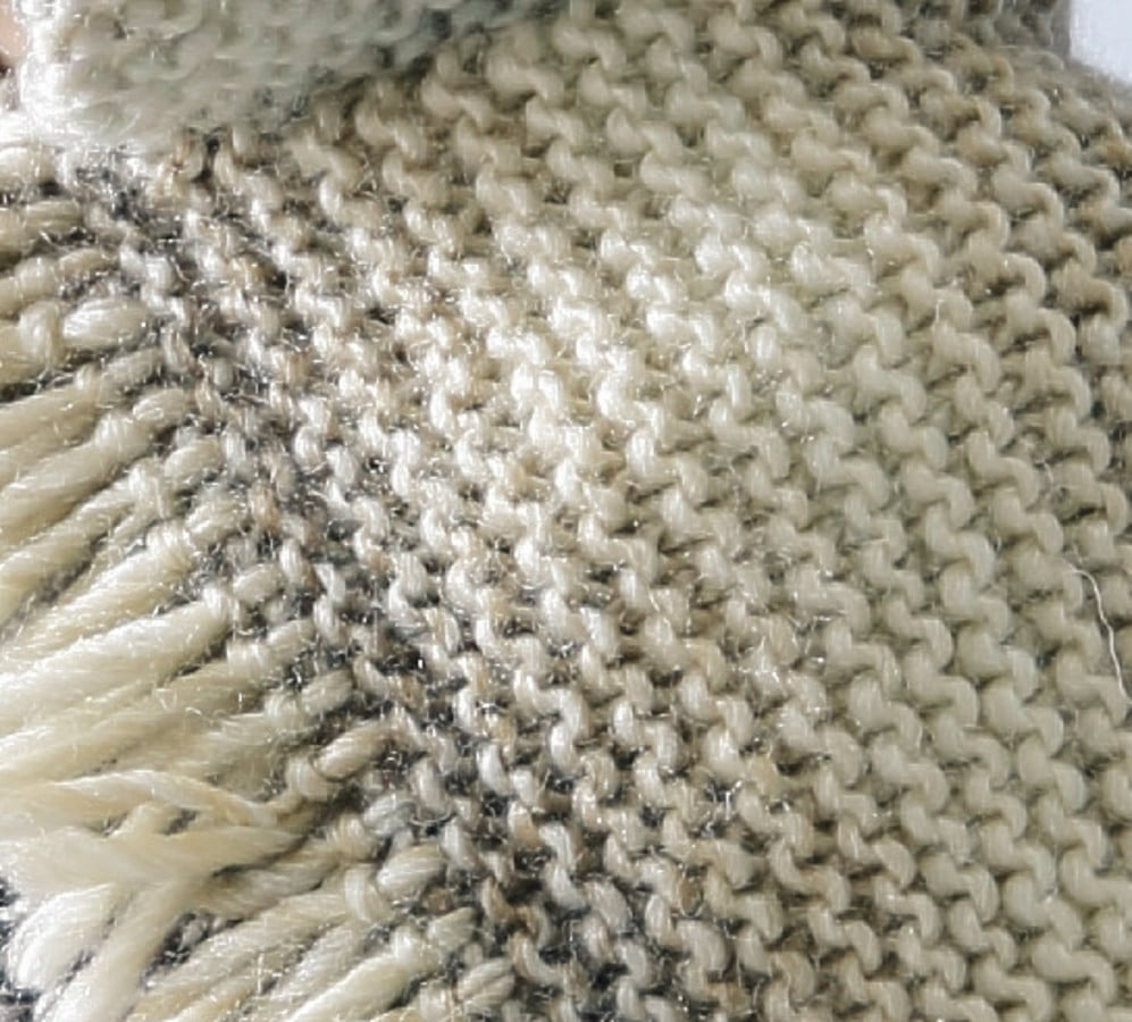 Modèle Poncho Phil Mikado Layette