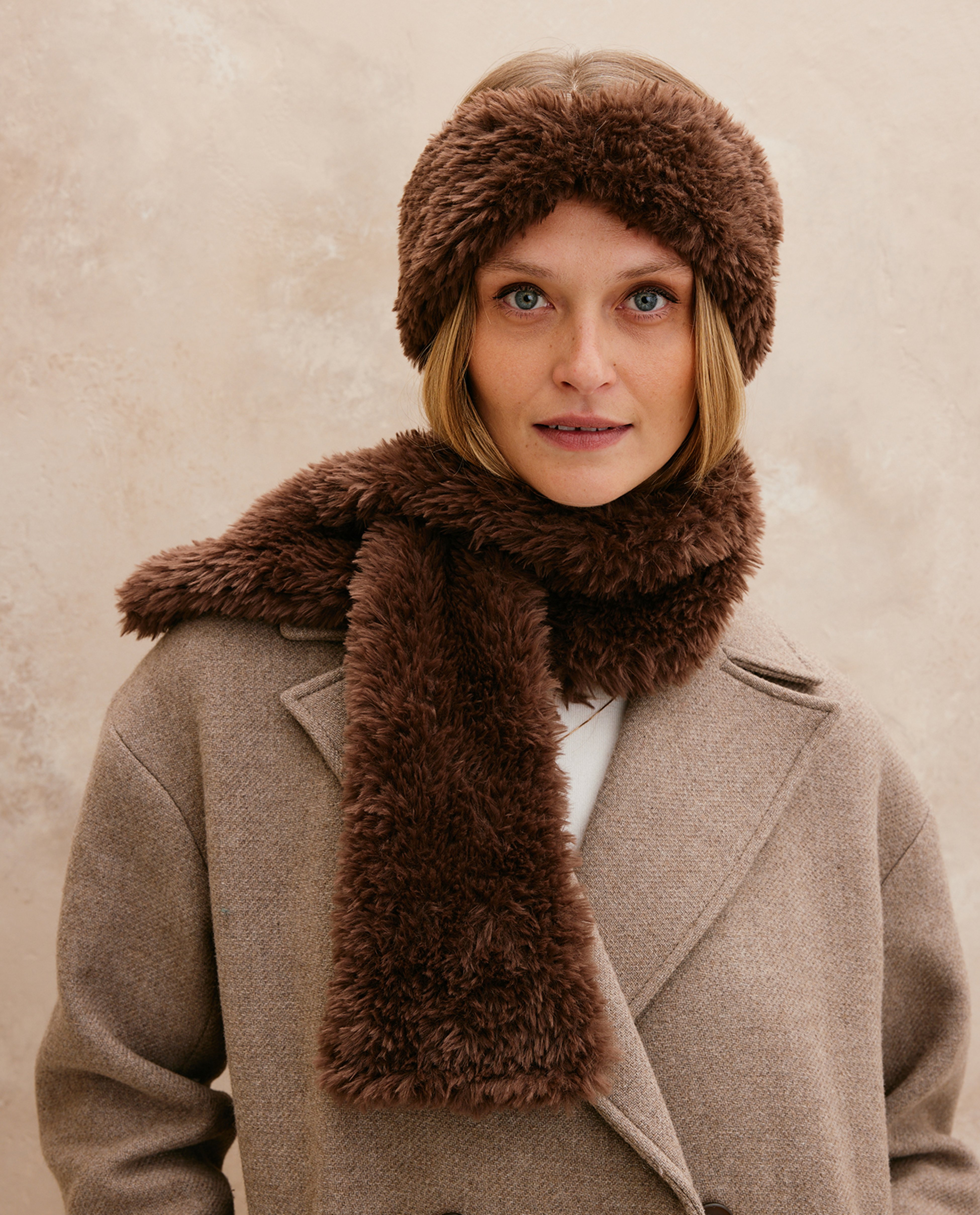 Knitting Kit: Taiga Headband and Scarf