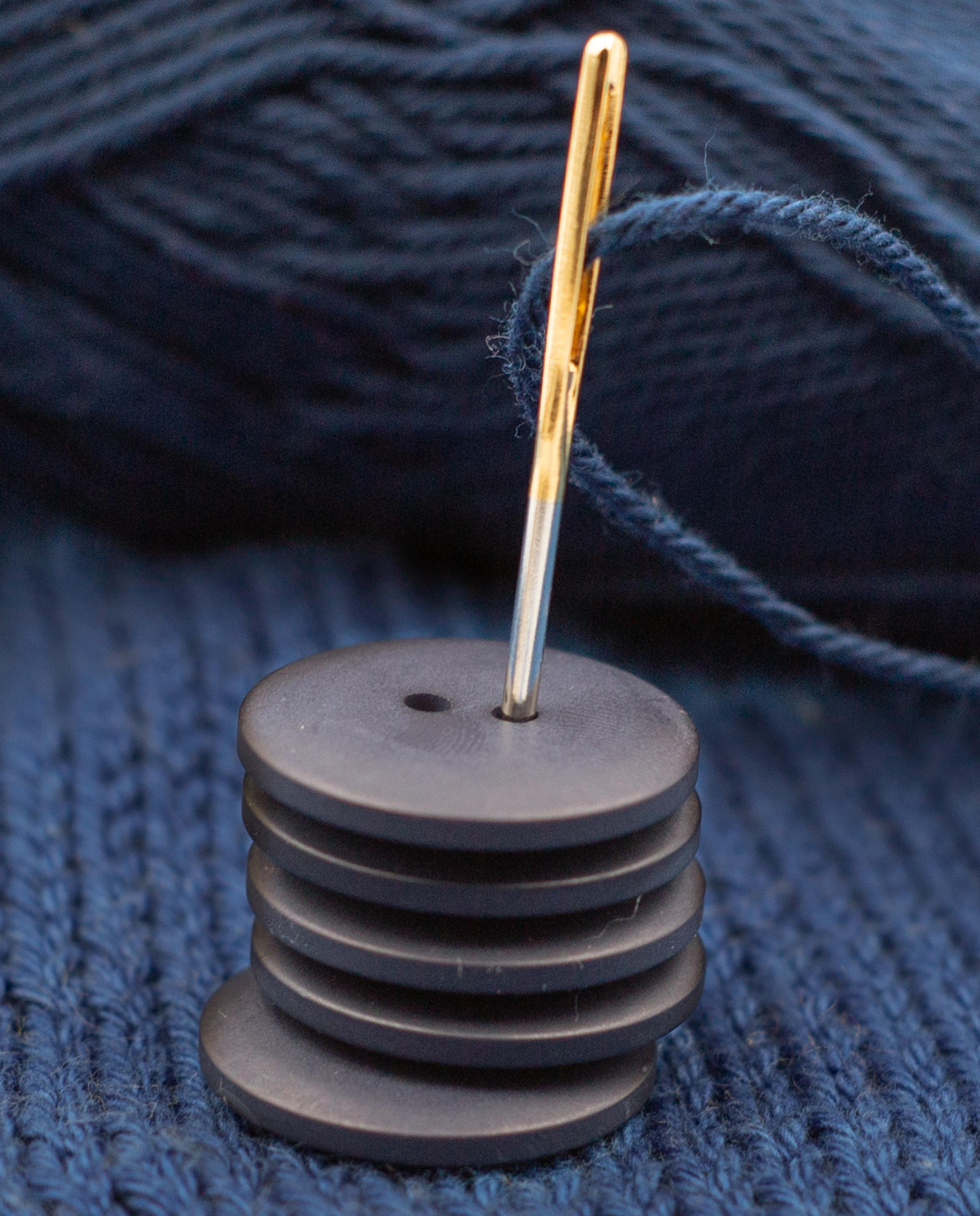 Set of 5 Colored Round Buttons