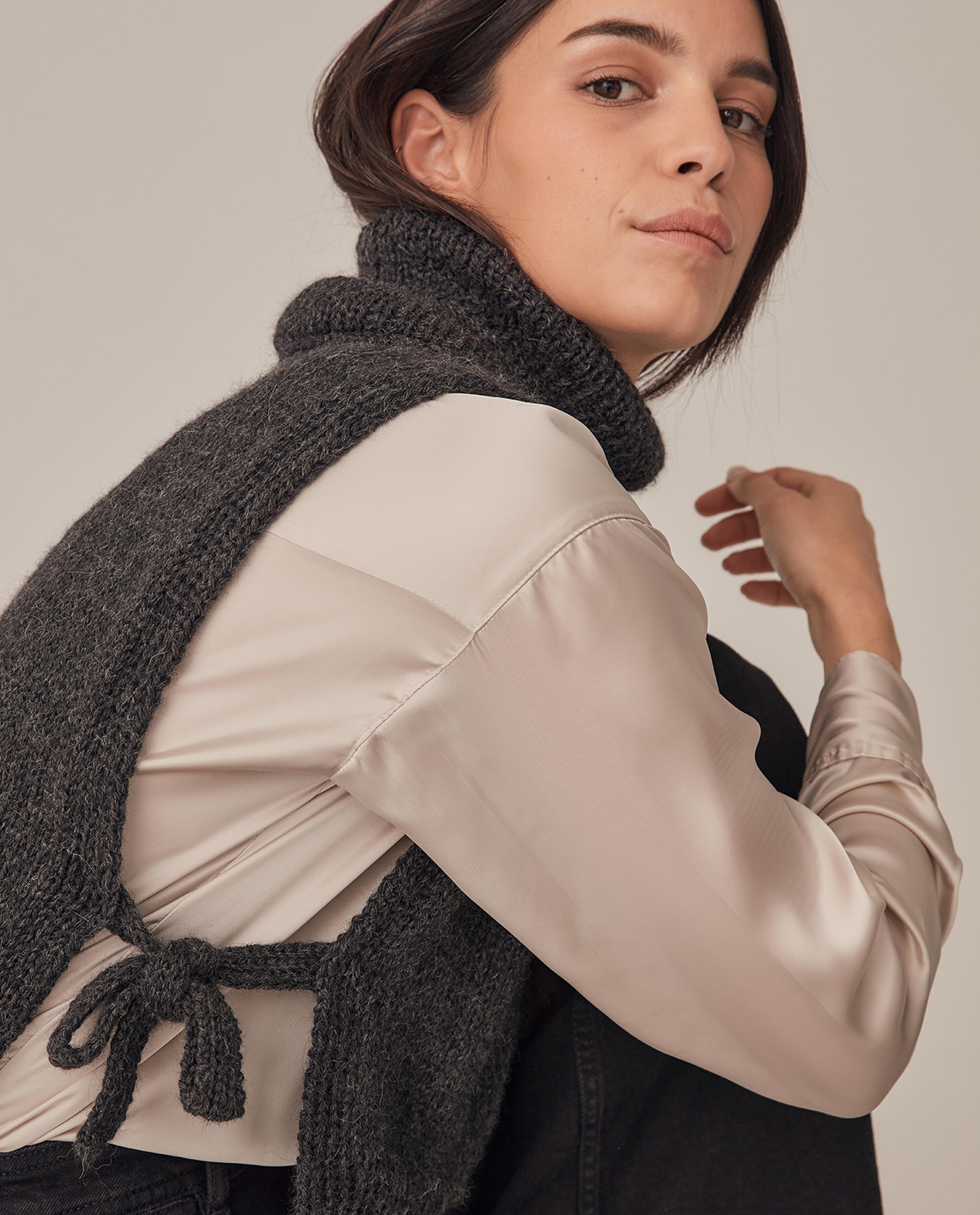 Dames Plastron Model Delfina