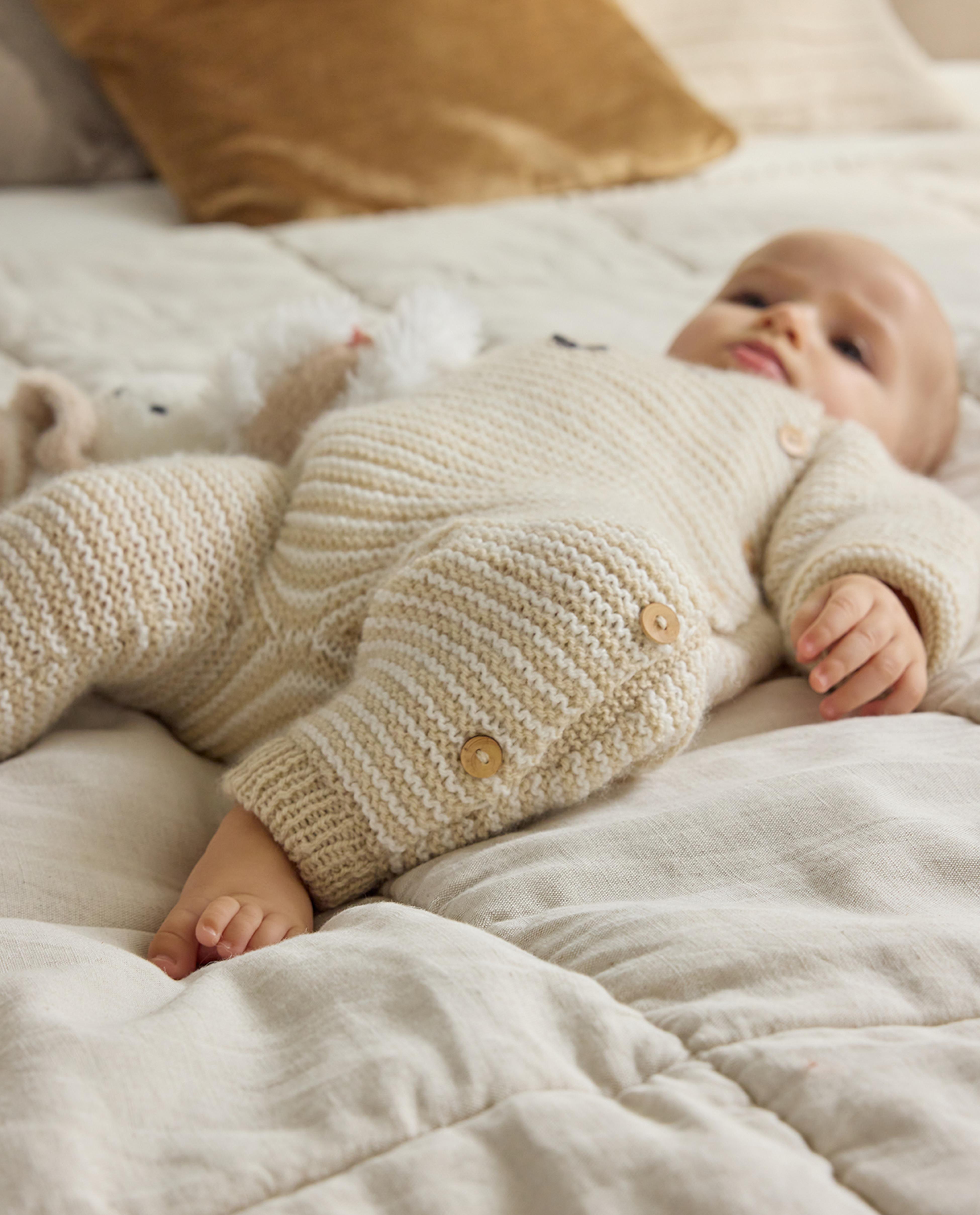 Modèle Combinaison Bébé Lori