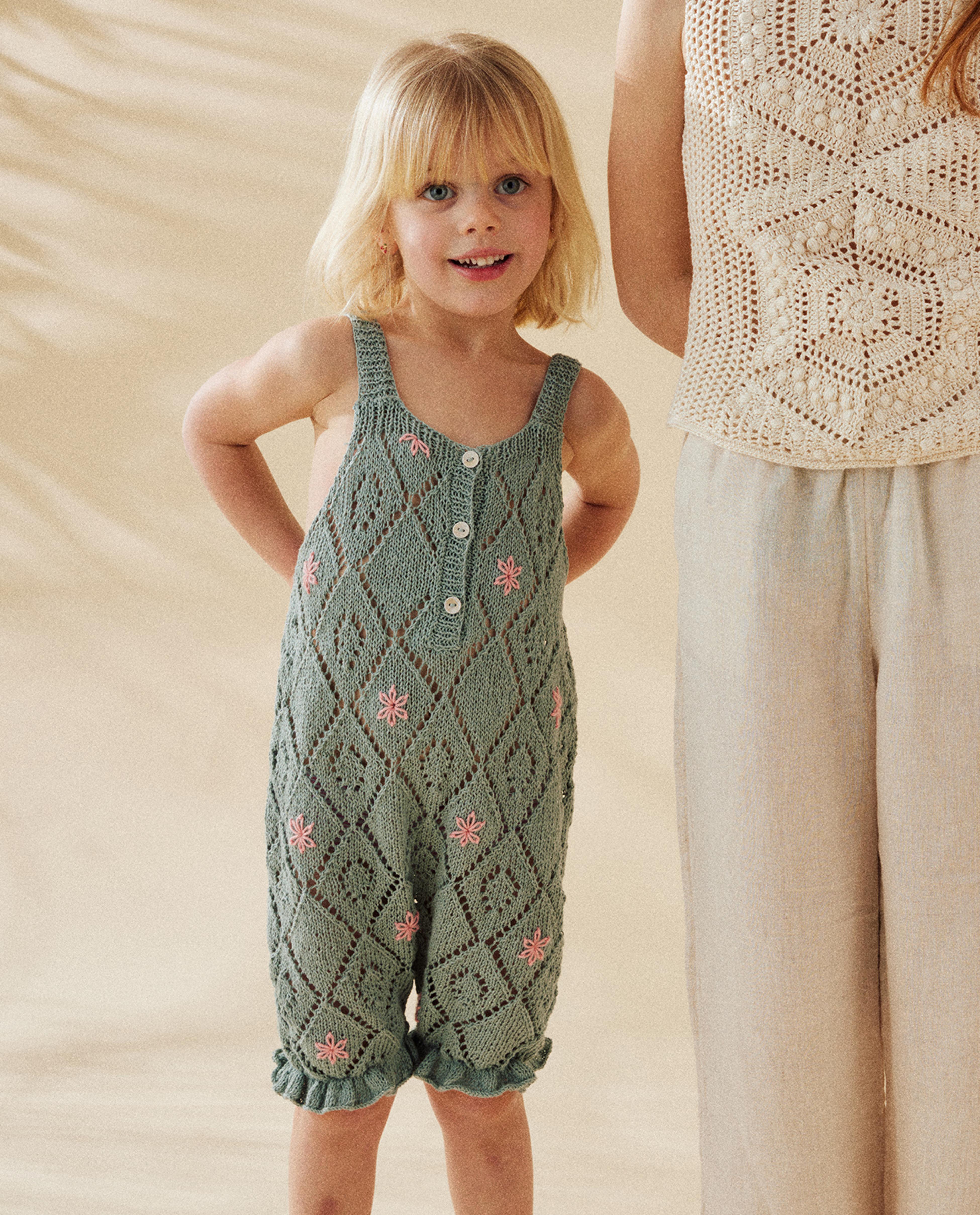 Children's Jumpsuit Model Tanya