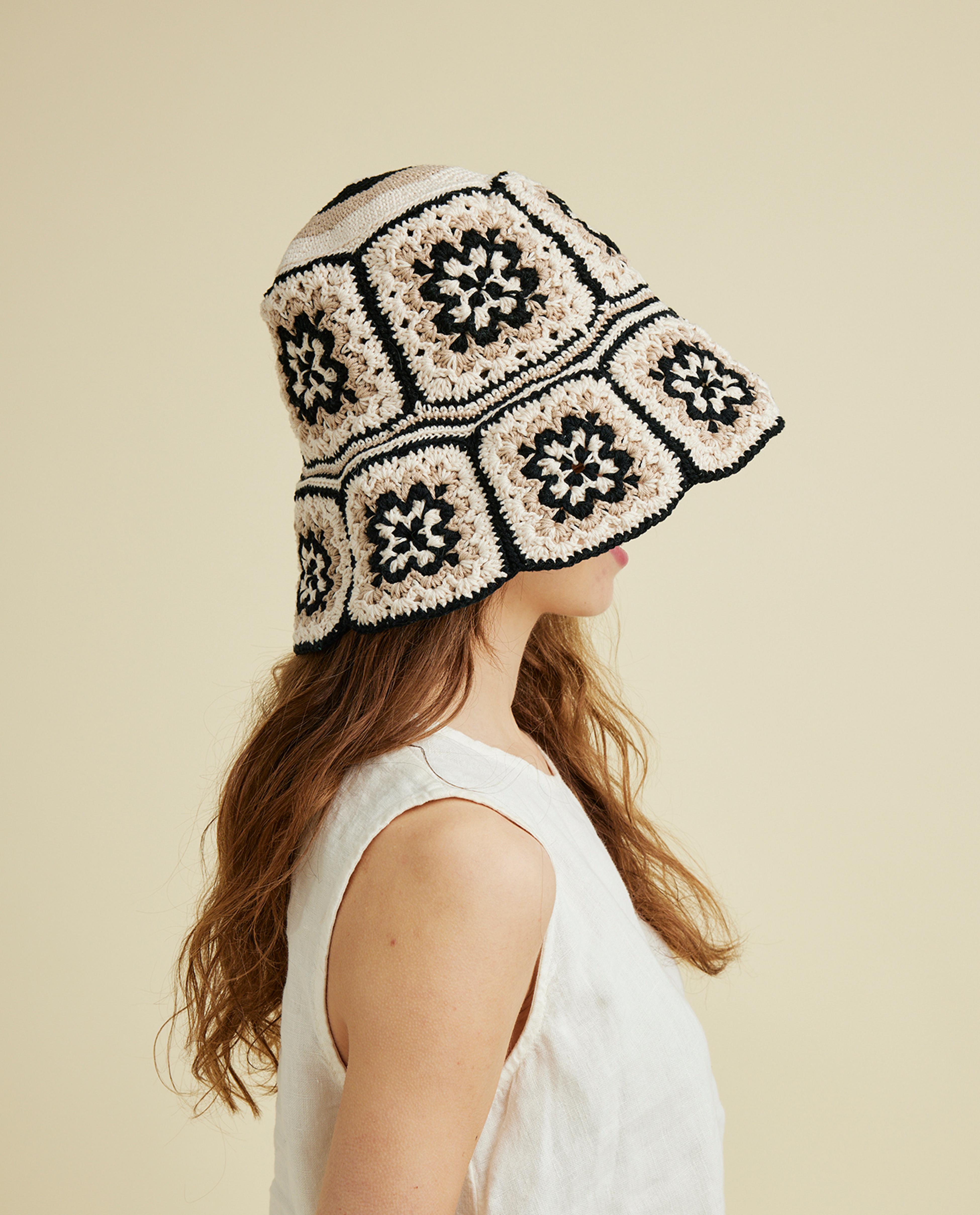 Modèle Accessoire Bob Lanny