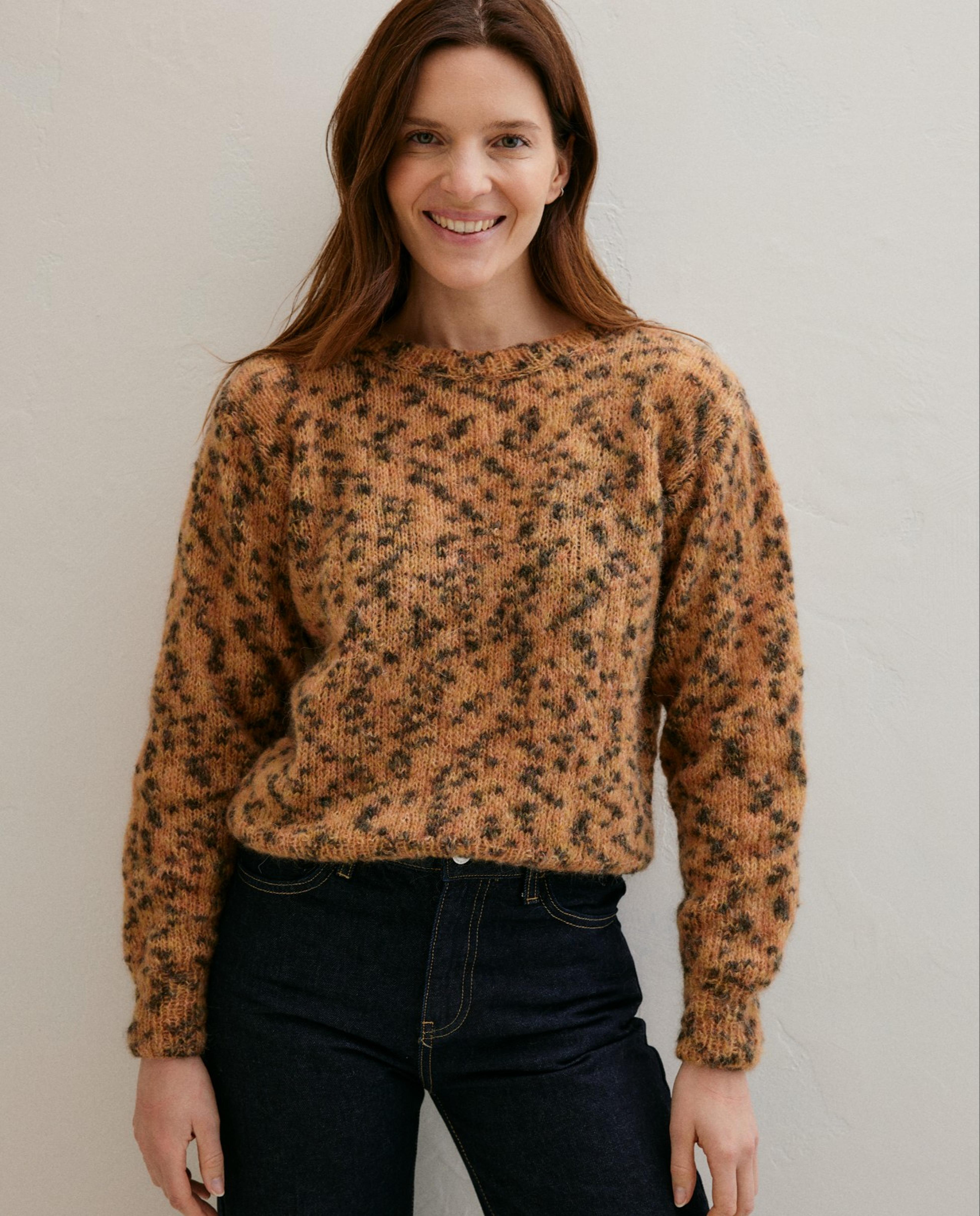 Women's Sweater Model Mina