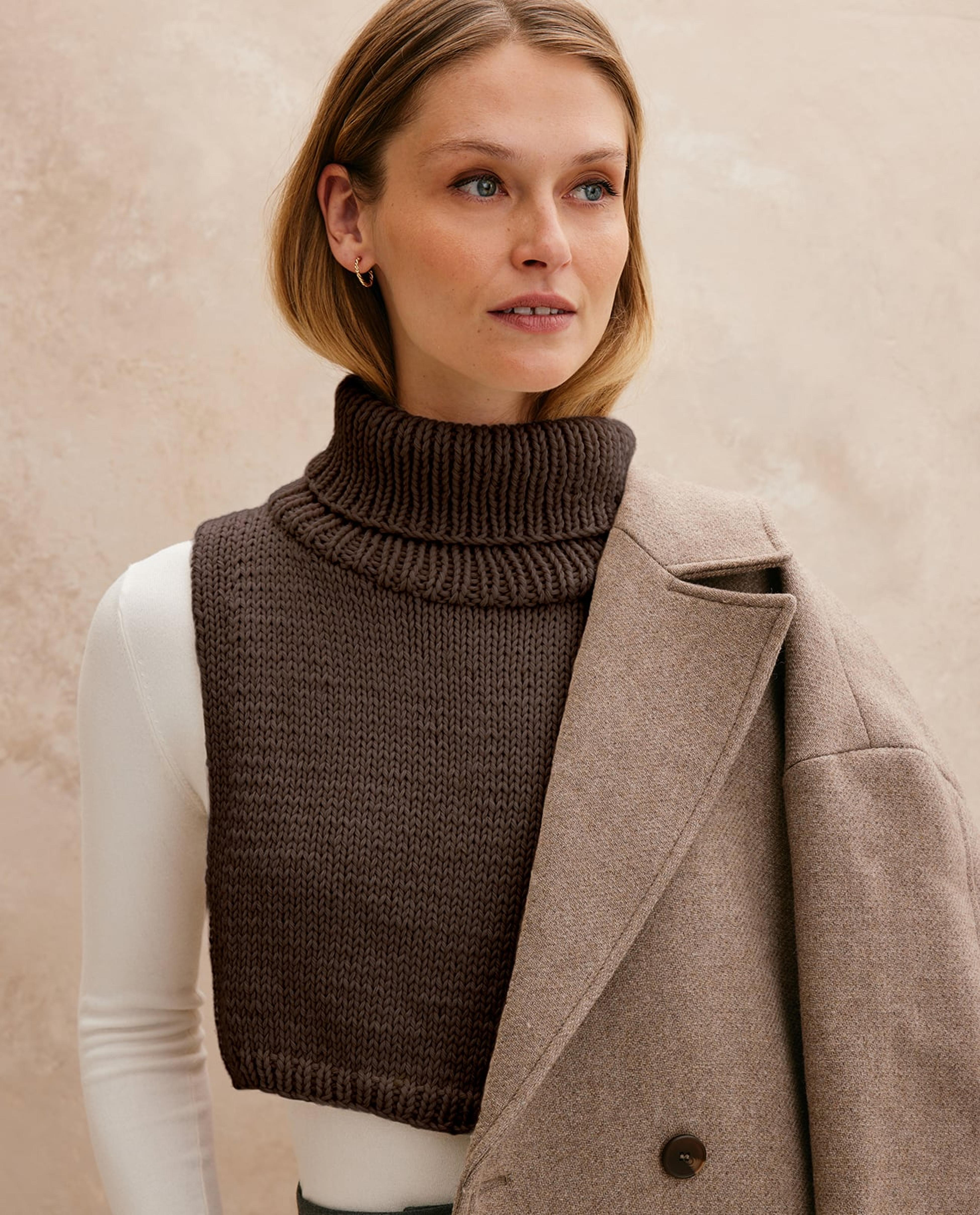 Vrouwenmodel Taylor Borststuk
