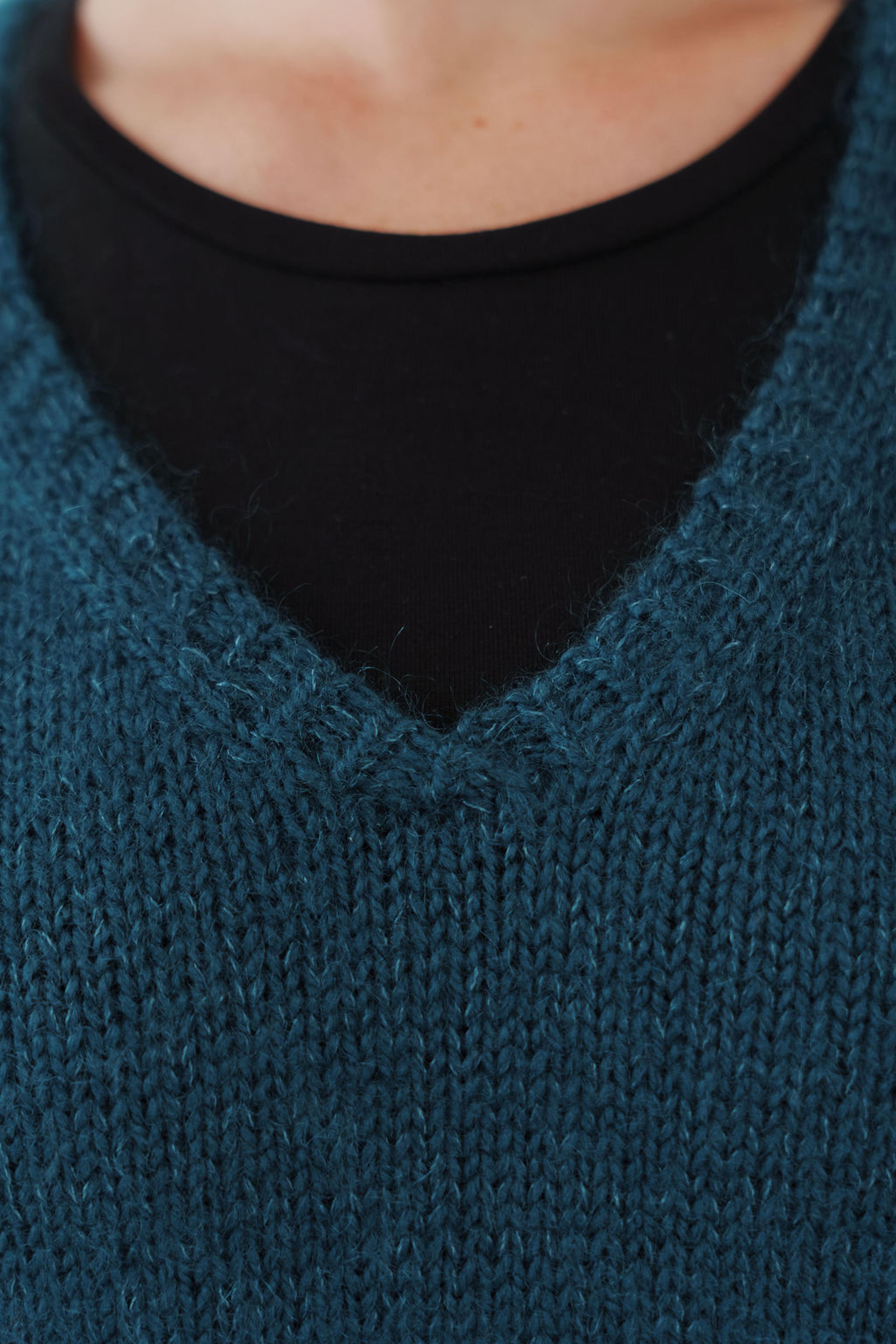 Gaby Slipover Pattern by Lise Tailor