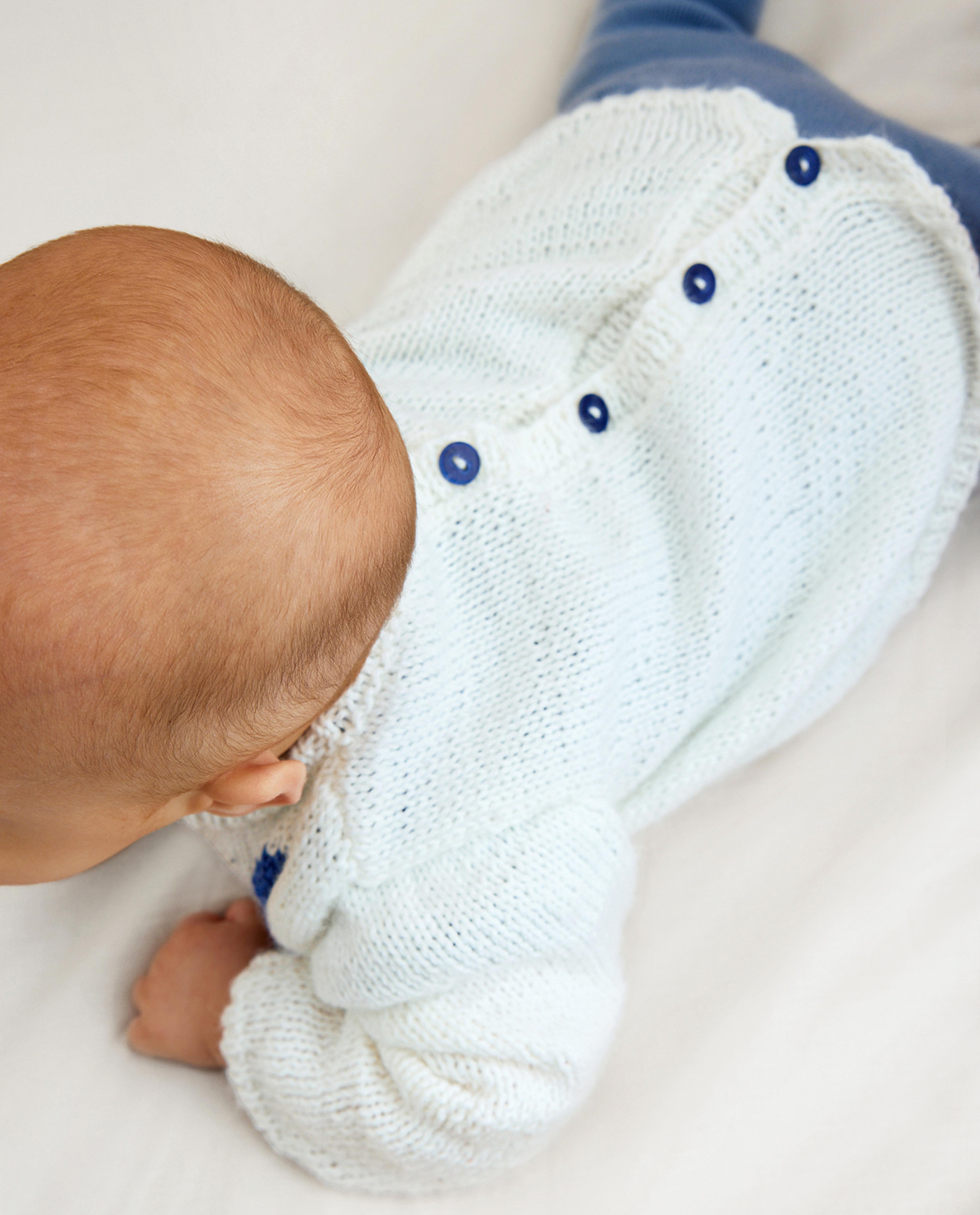 Baby Cardigan Model Ernest