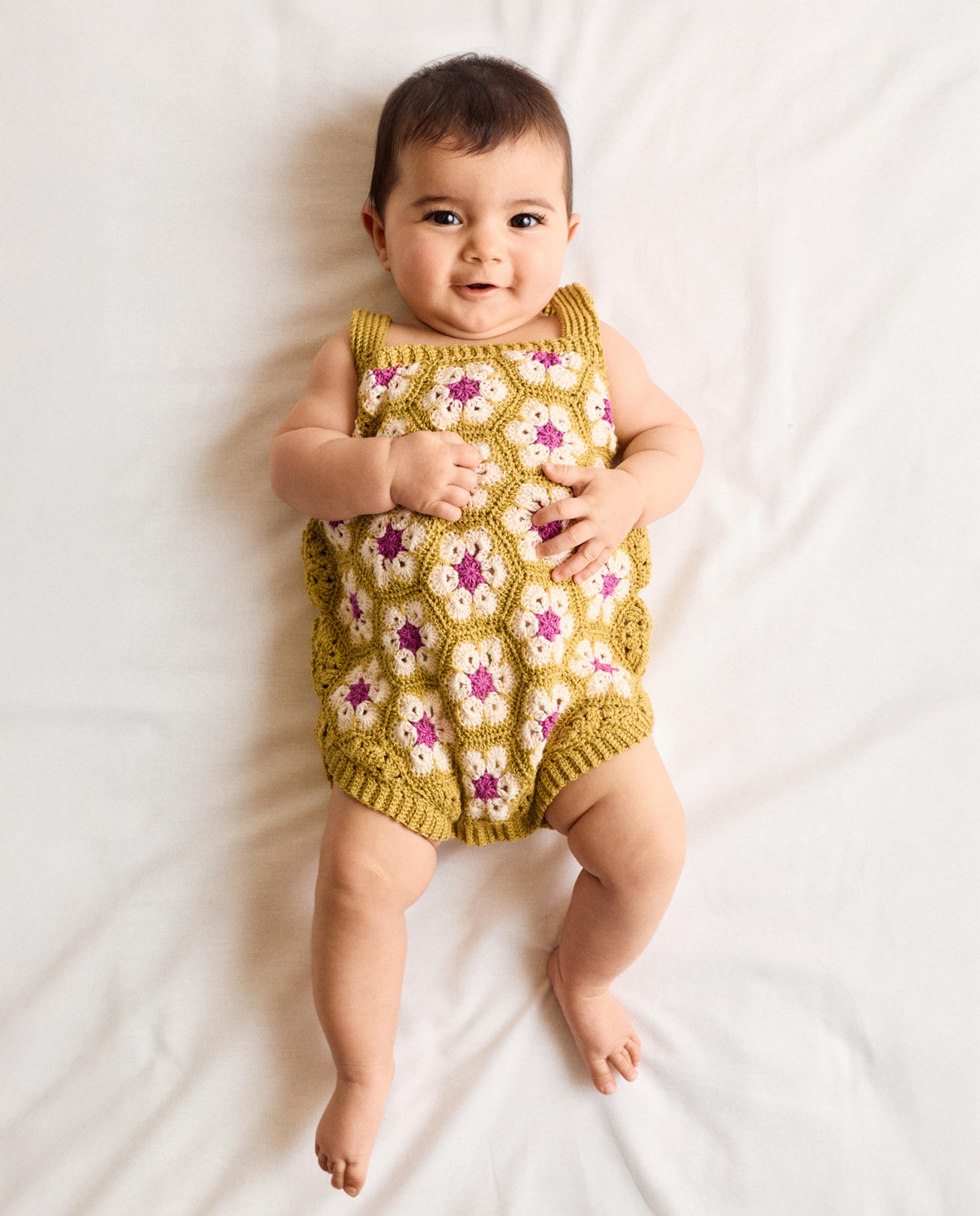 Thya Romper Baby Model