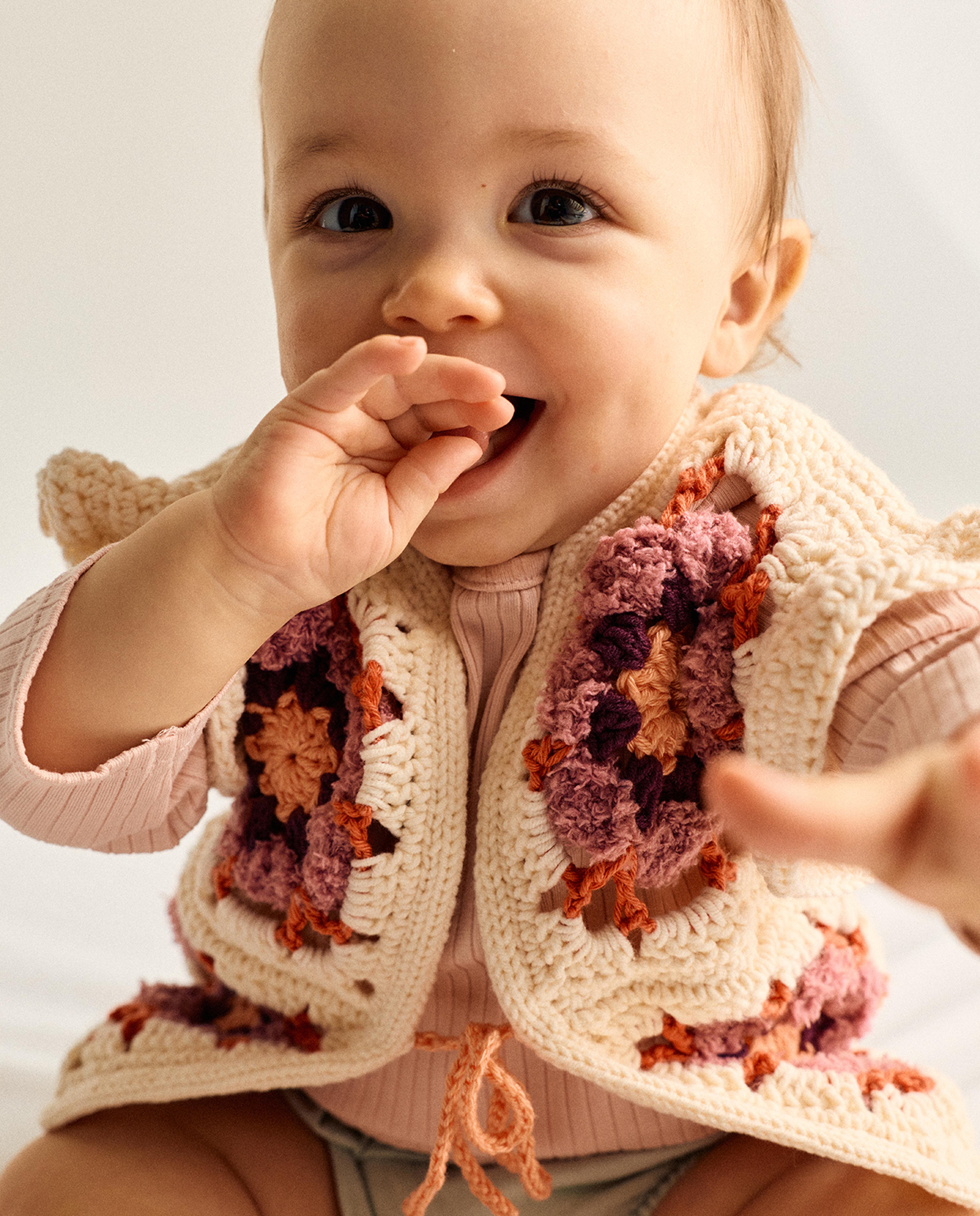 Modèle Layette Gilet Kloé