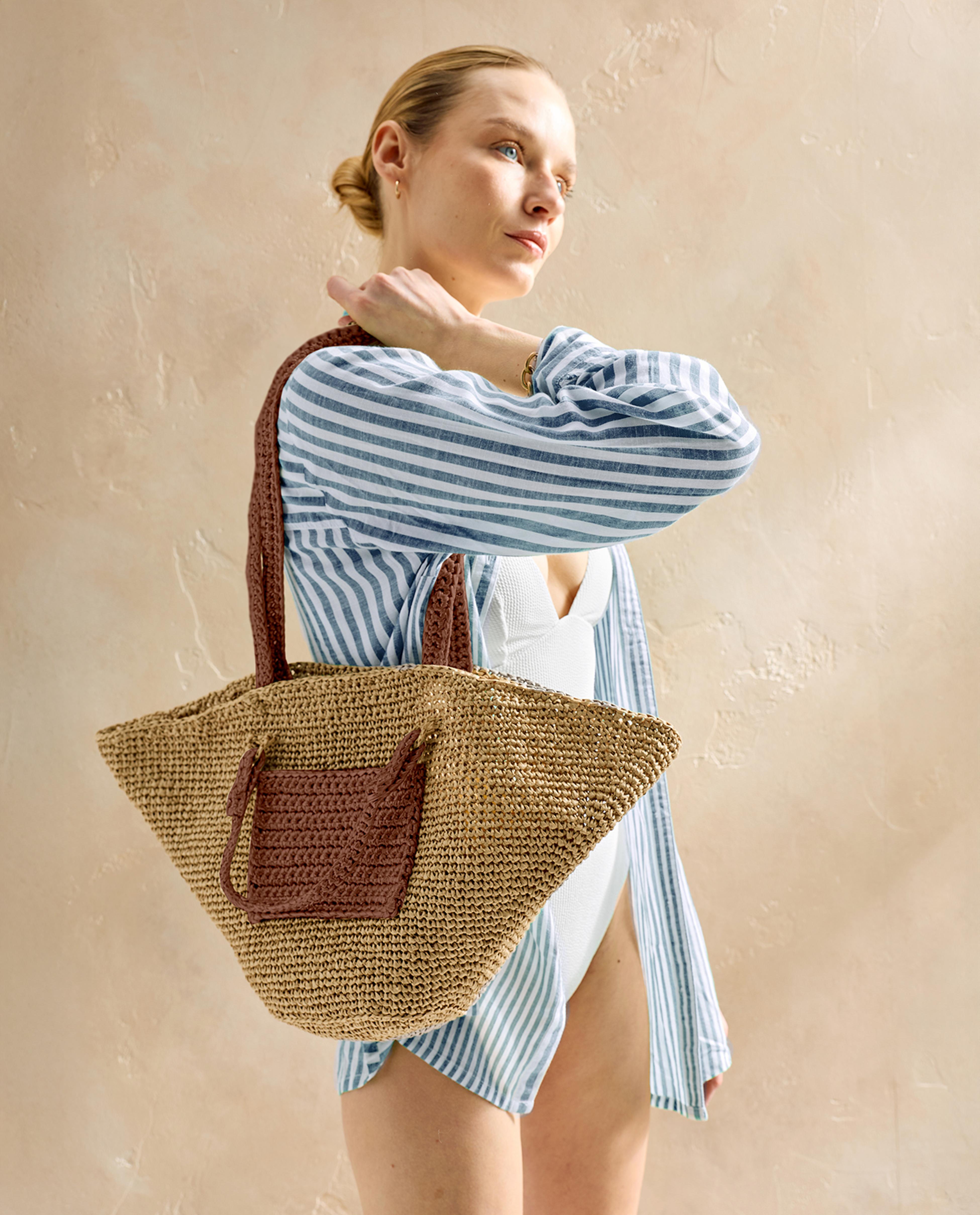 Modèle Accessoire Sac Cabas June