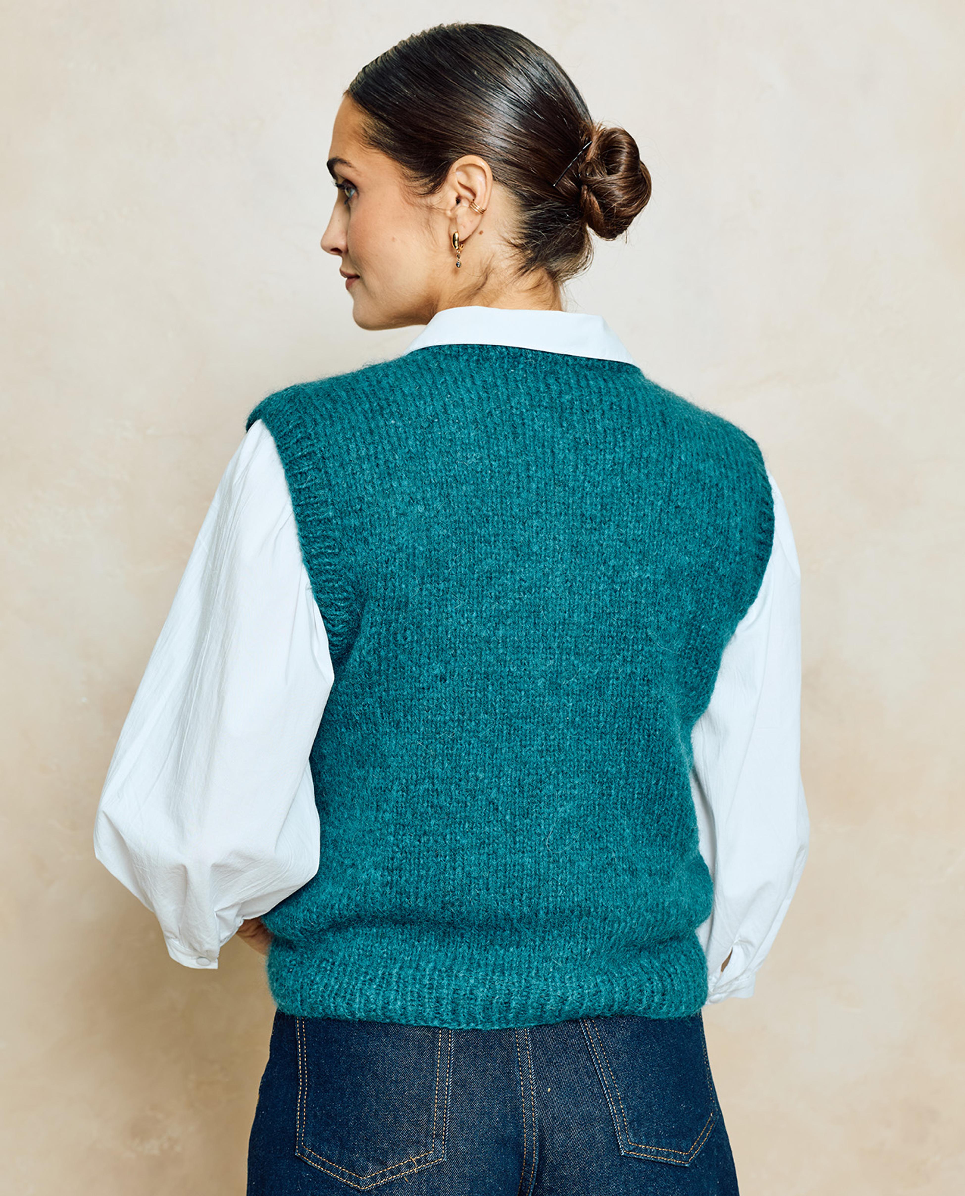 Women's Sleeveless Vest Pattern Pierrot