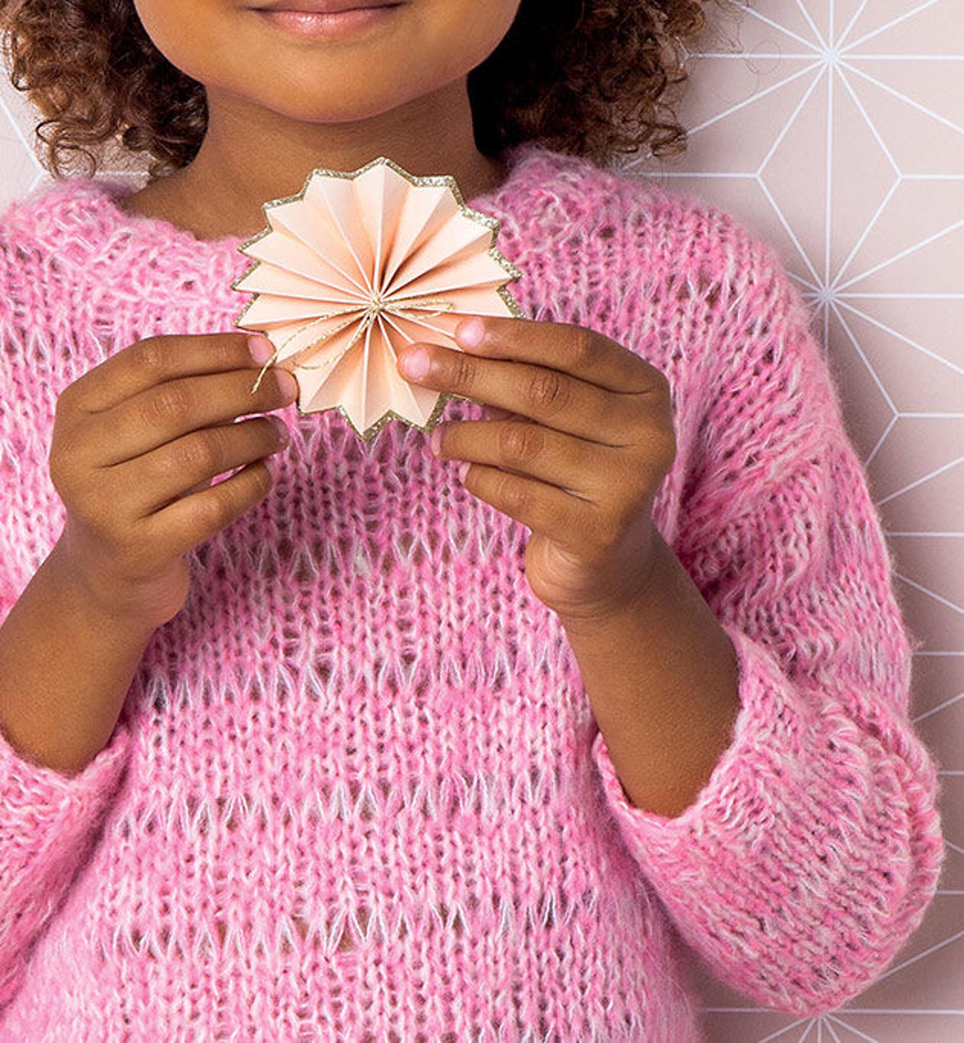 Modèle Pull Maille Liseuse Phil Light